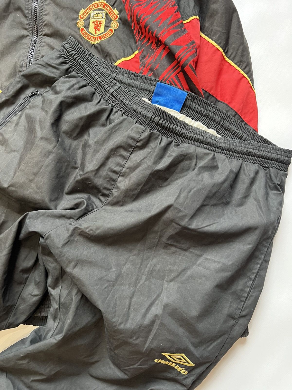 Umbro Vintage 1992 1994 Umbro Manchester United Suit Track Pants Size US XL / EU 56 / 4 - 11 Thumbnail