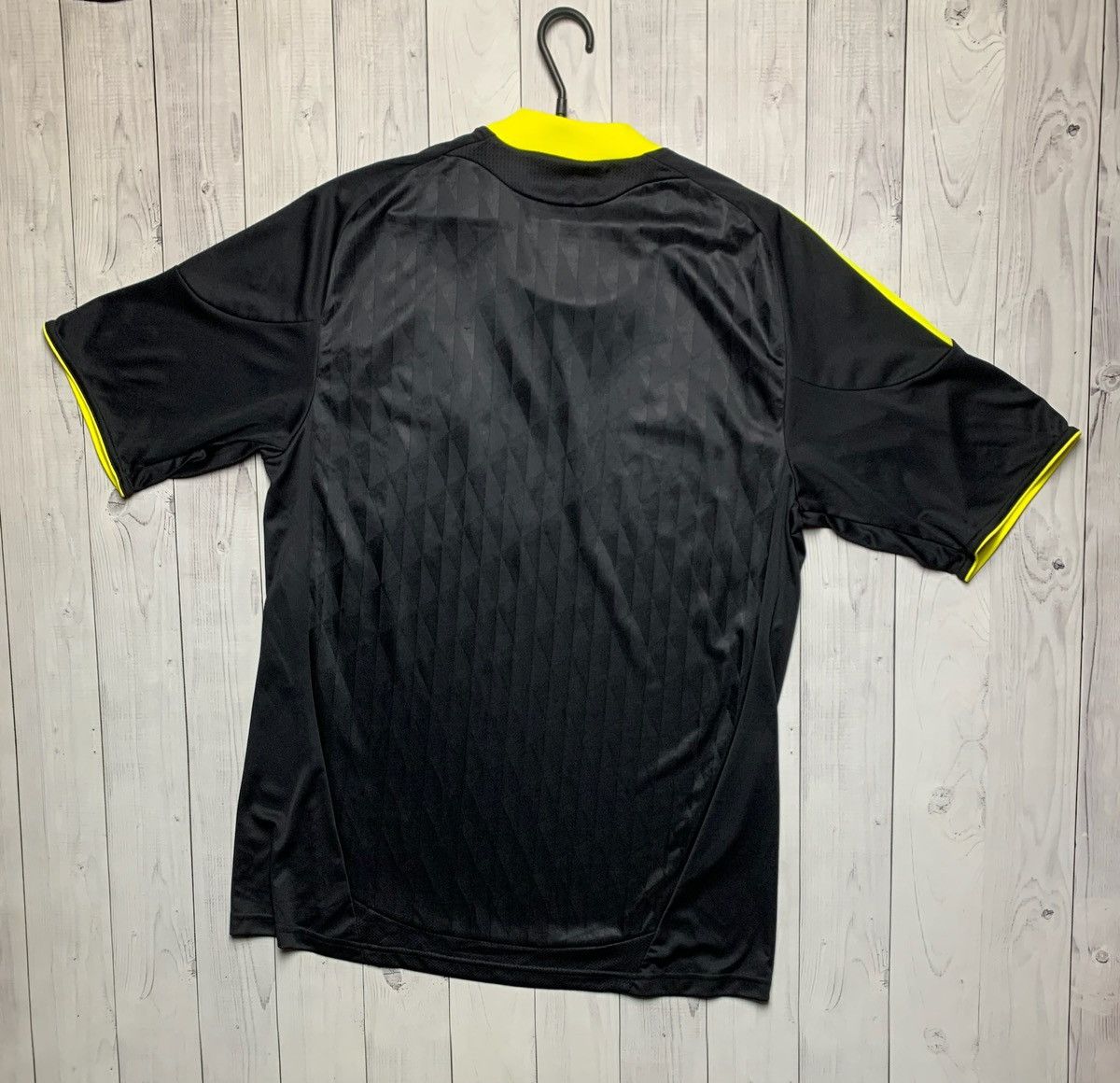 Adidas × Vintage Vintage adidas Liverpool soccer jersey black away size L Size US L / EU 52-54 / 3 - 7 Thumbnail