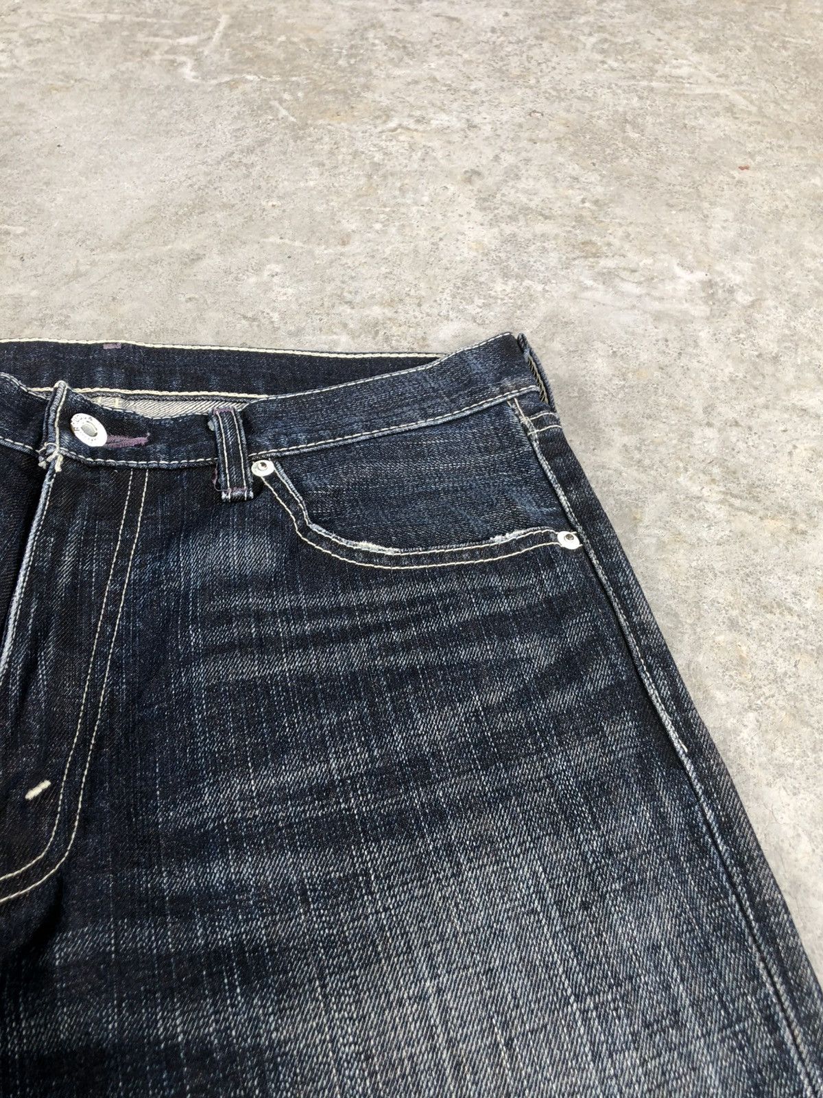 If Six Was Nine Y2k Levi’s 507 Flared Jeans Distressed Jeans Size US 31 - 15 Thumbnail