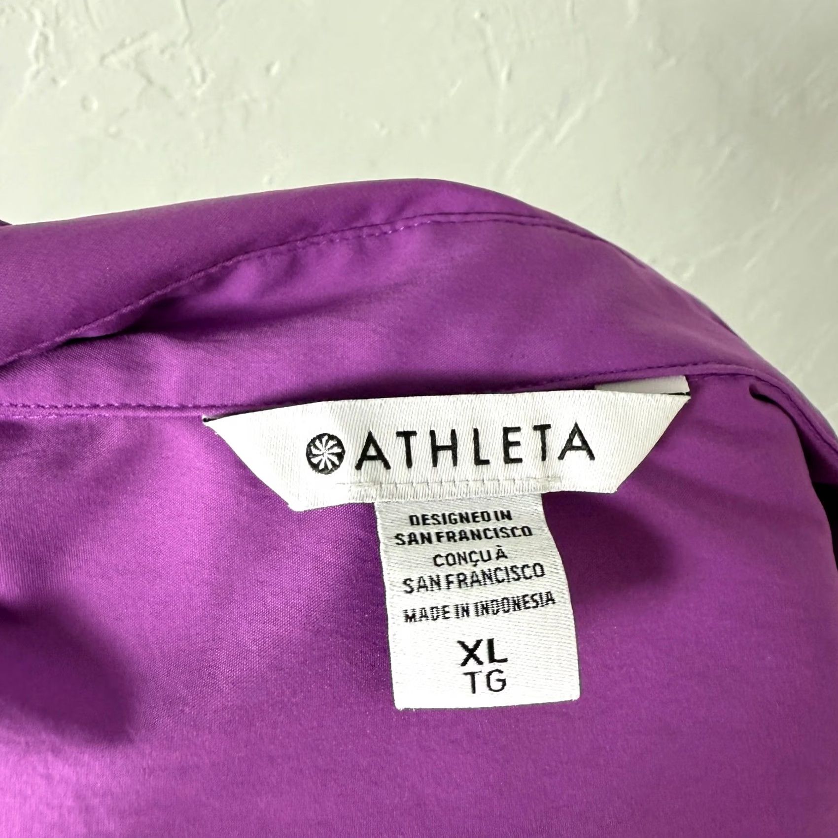 Athleta Athleta Shirt Women's XL Button-Up Long Sleeve Knit Polyester Purple Casual Solid 52 Bust 31 Shoulder to Hem Size XL / US 12-14 / IT 48-50 - 6 Thumbnail