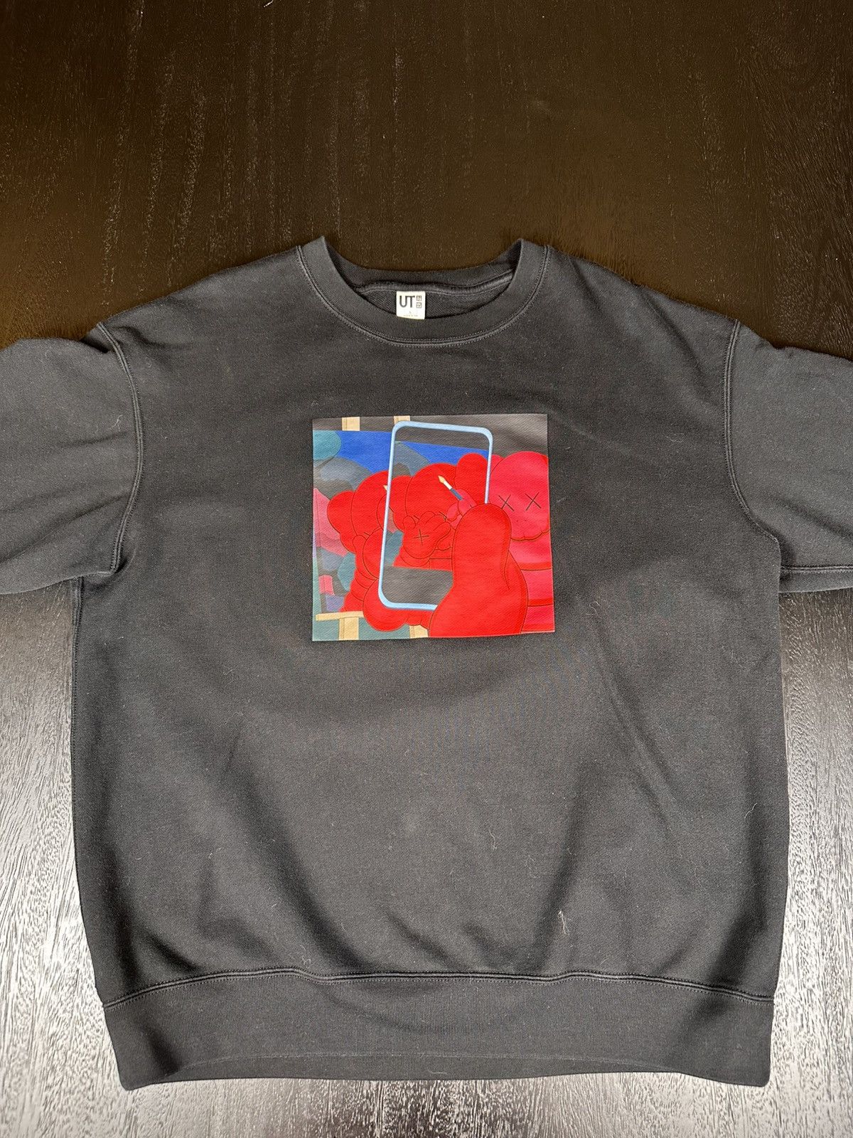 Andy Warhol × Uniqlo Uniqlo x KAWS x Warhol Crewneck — Black w/ Red Graphic (L) Size US L / EU 52-54 / 3 - 2 Thumbnail
