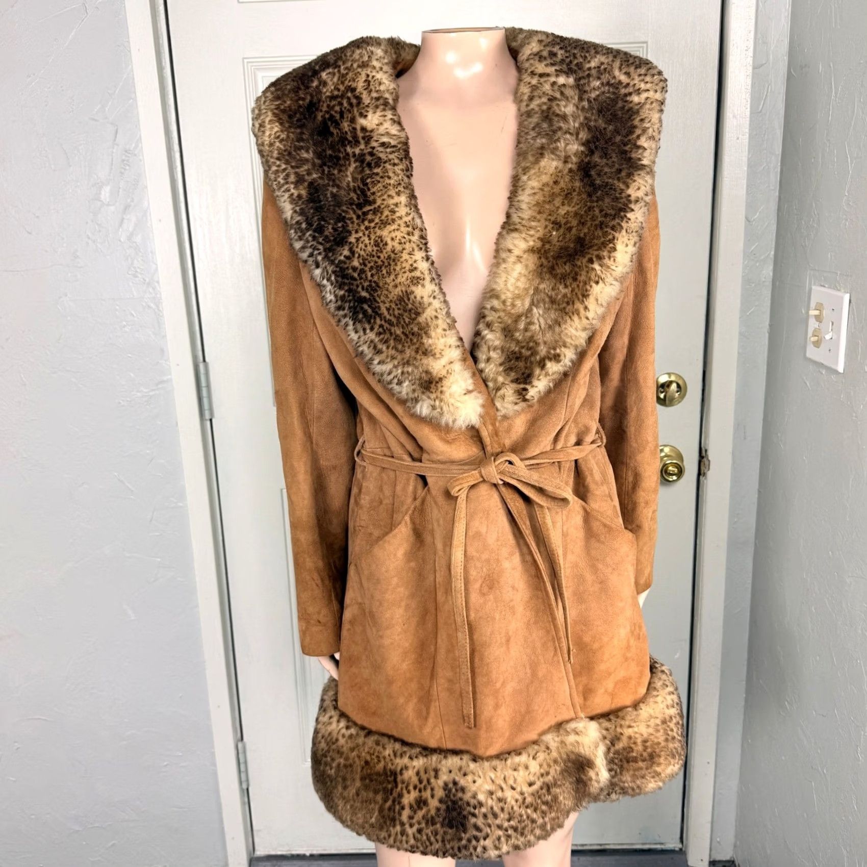 Scully VINTAGE Scully Penny Lane Jacket Coat Fur Trim Suede Tie 14 Brown Women Hippe 70s 80s Winter Fall Sh... Size XL / US 12-14 / IT 48-50 - 2 Thumbnail