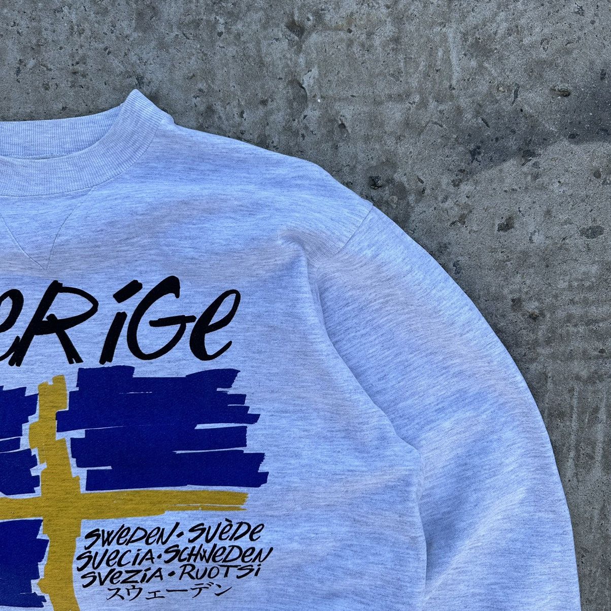 Vintage Vintage Sverige Sweden Sweatshirt USA Tennis Style USA 90s Size US L / EU 52-54 / 3 - 6 Thumbnail