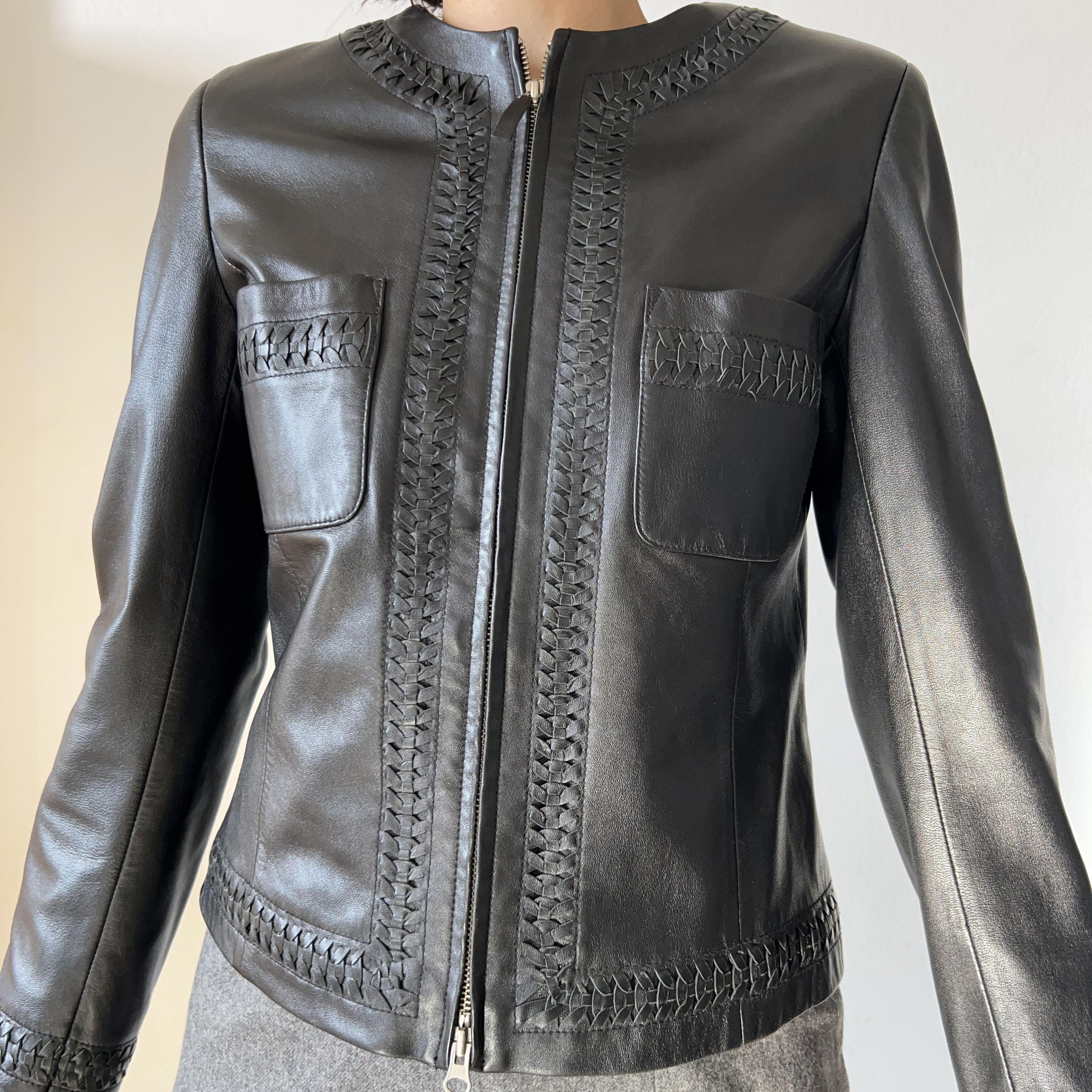 Vintage Vintage black leather braided round neck jacket Size S / US 4 / IT 40 - 5 Thumbnail