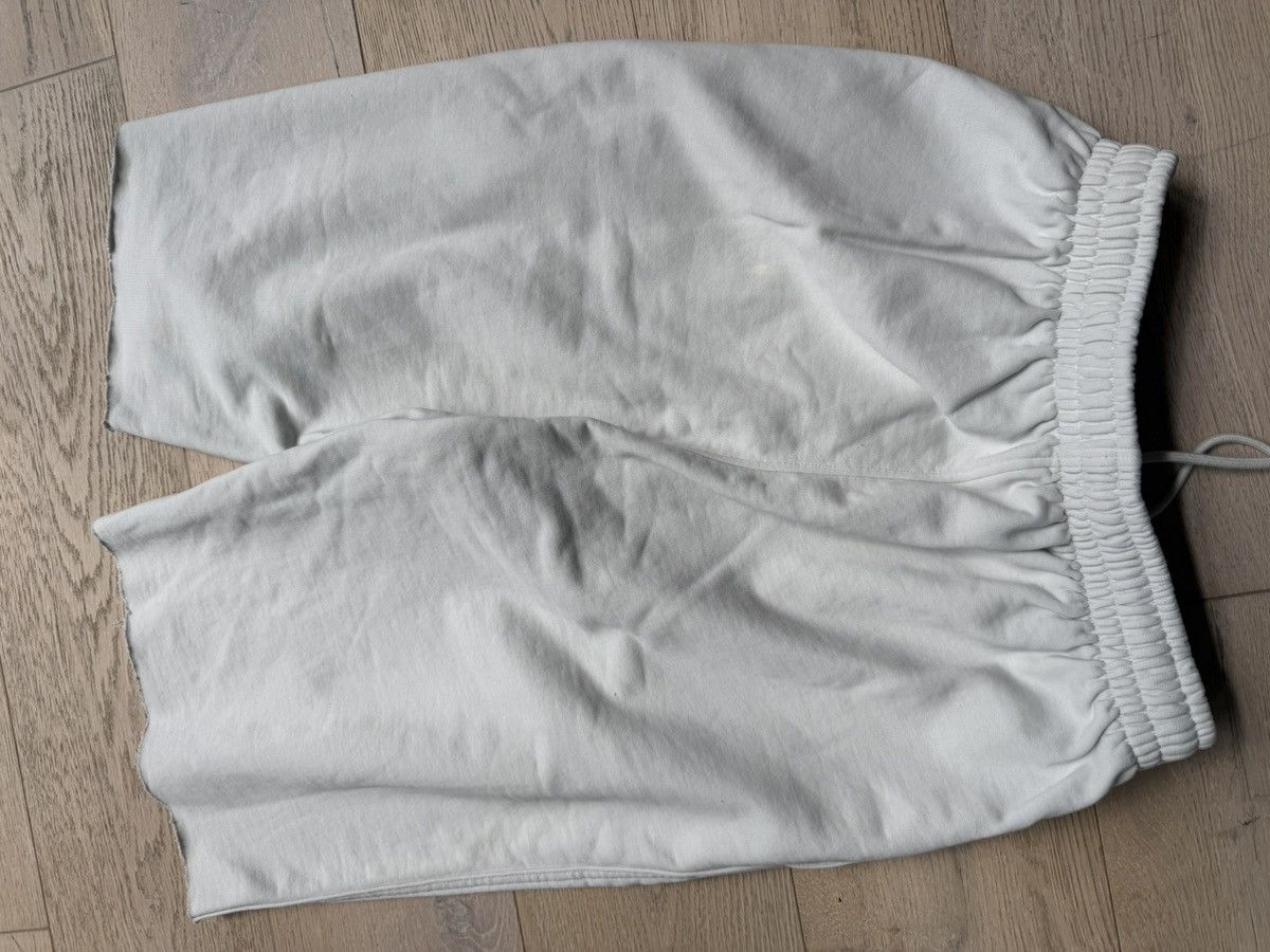 Balenciaga Balenciaga 3/4 sweatpants Size US 29 - 5 Thumbnail