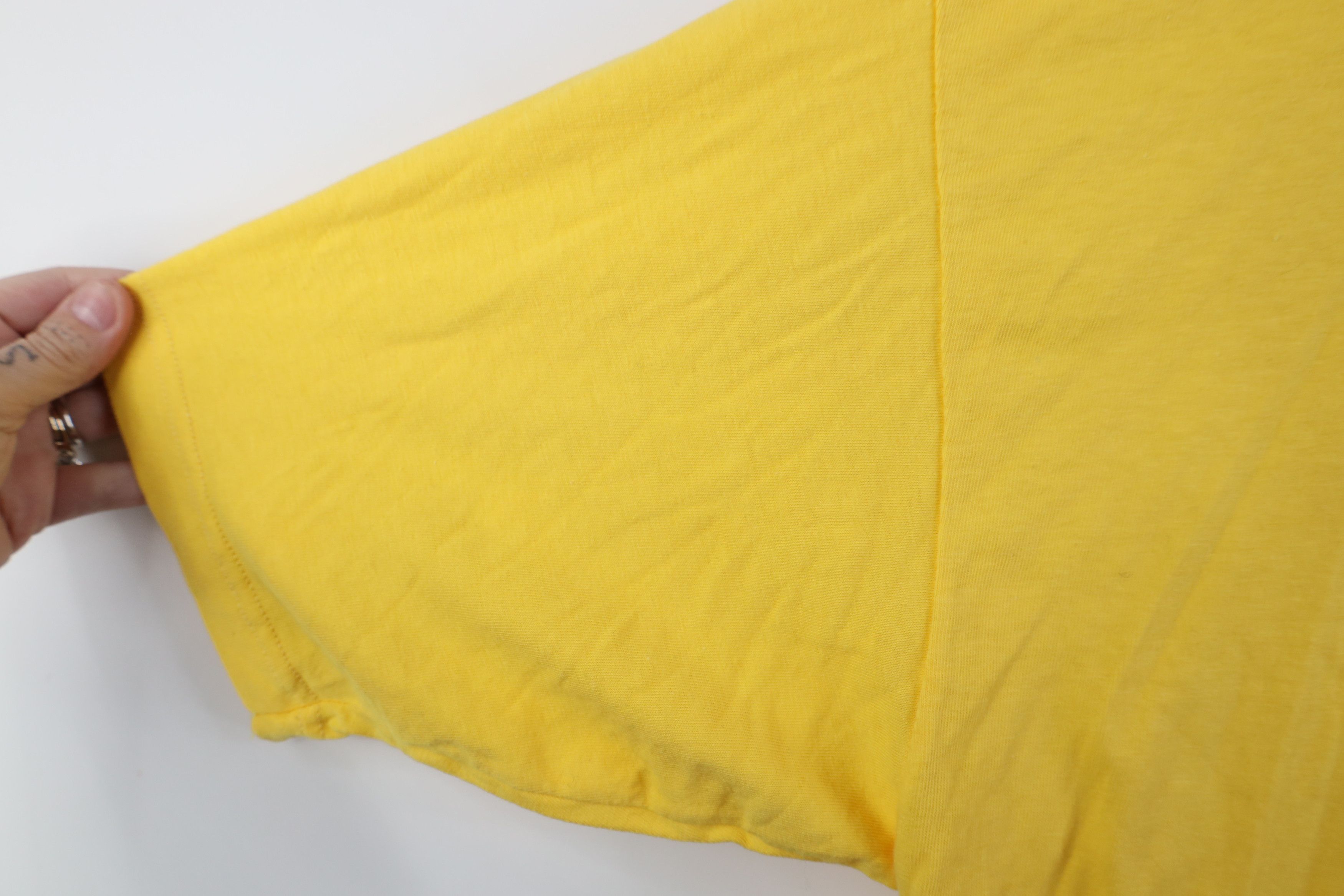 Vintage Vintage 90s Streetwear Baggy Pocket T-Shirt Yellow Cotton Size US XL / EU 56 / 4 - 7 Thumbnail