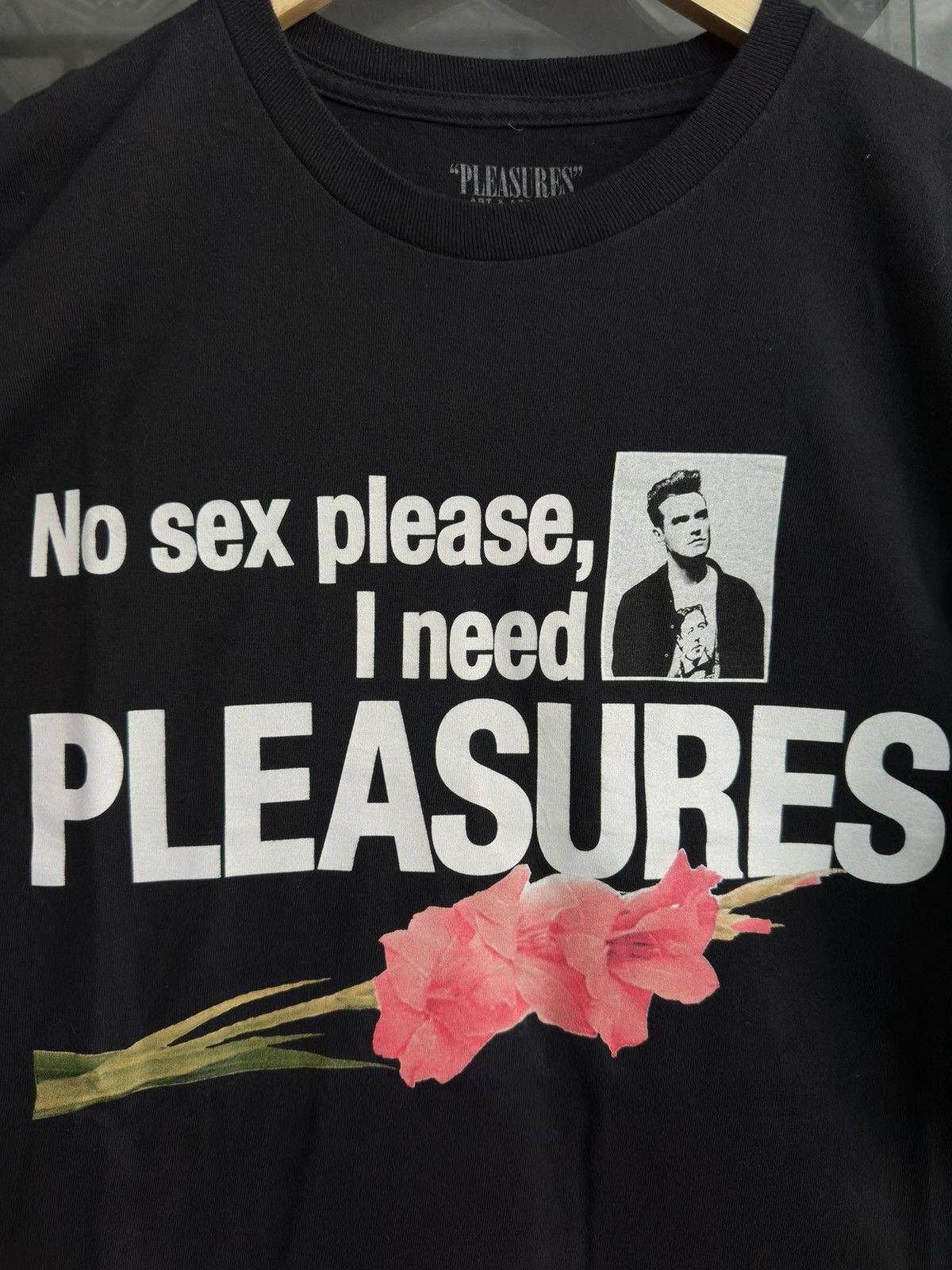 Pleasures Pleasures X Morrissey The Smiths T Shirt Size US XL / EU 56 / 4 - 2 Thumbnail