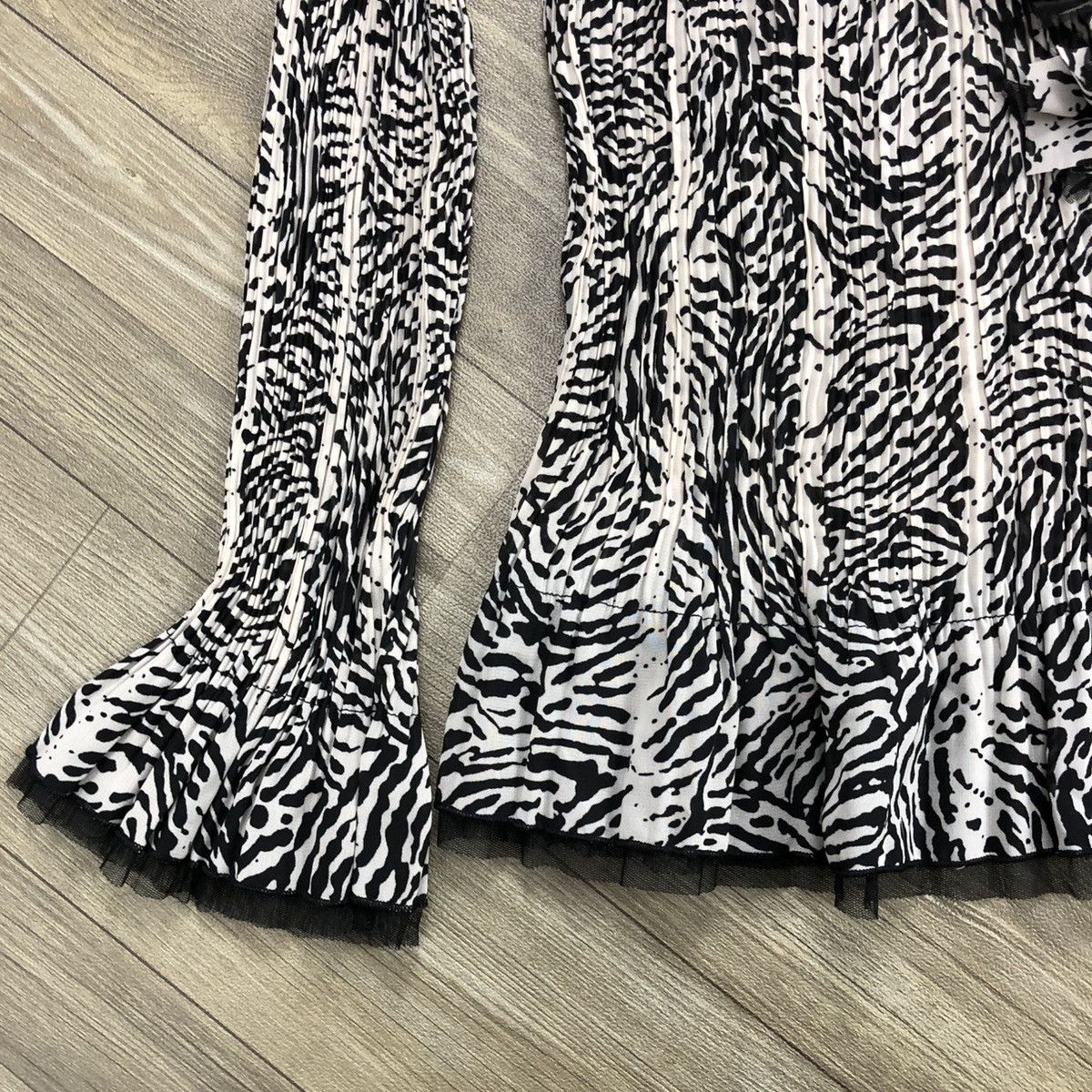 Japanese Brand × Vintage Issey Miyake Pleats Please Inspired Voltaire Abstract Blouse Size M / US 6-8 / IT 42-44 - 6 Thumbnail