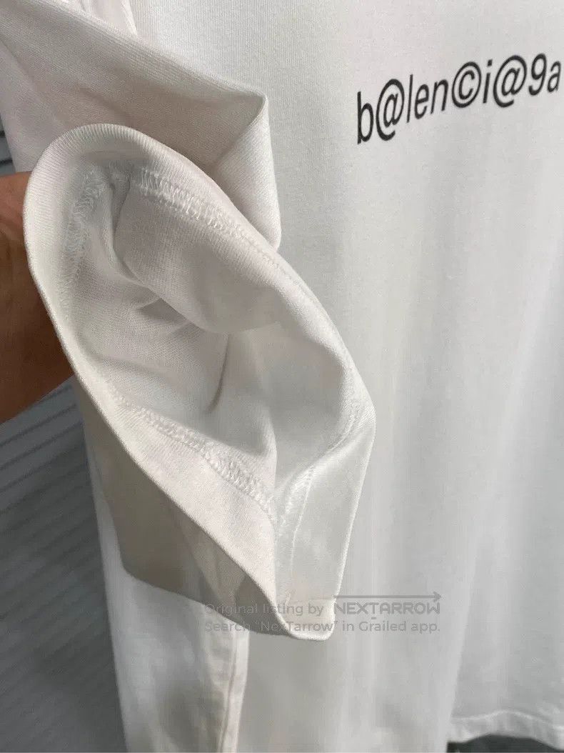 Balenciaga Balenciaga Loose White Short Sleeve T-Shirt with Mailbox L Size US S / EU 44-46 / 1 - 5 Thumbnail