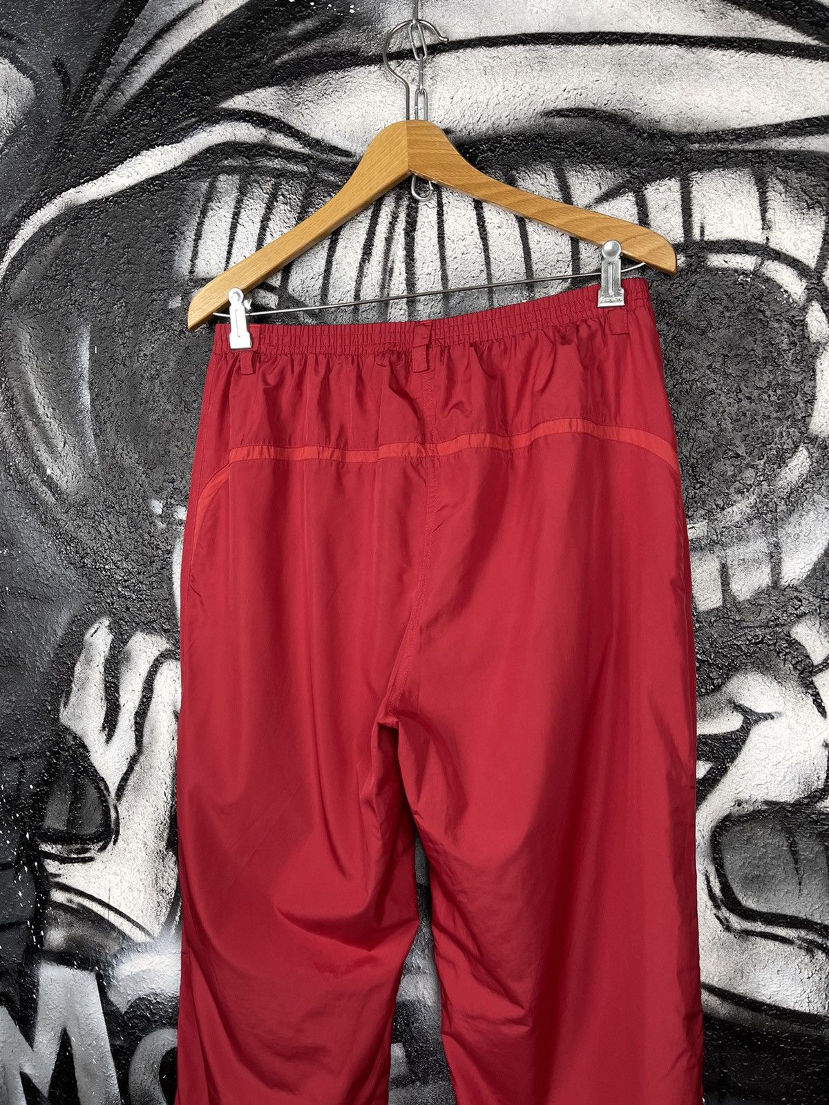 Umbro Vintage Umbro Y2K Red Sport Pants Size Small Size US 31 - 8 Thumbnail