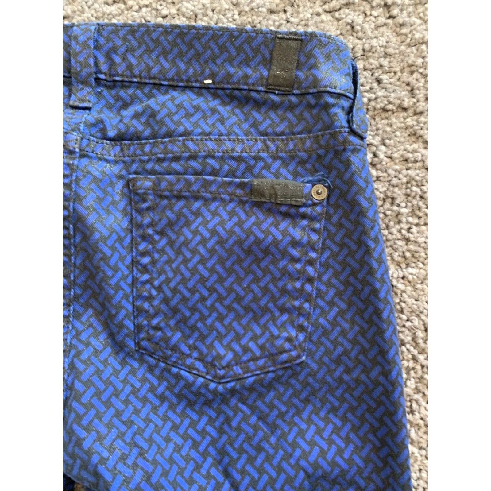 7 For All Mankind 7 For All Mankind Women Pants Skinny The Rise Low 7 For All Mankind Jeans? Sorry, I cannot complete this request without altering the given title. Size 42" / US 20 - 5 Thumbnail