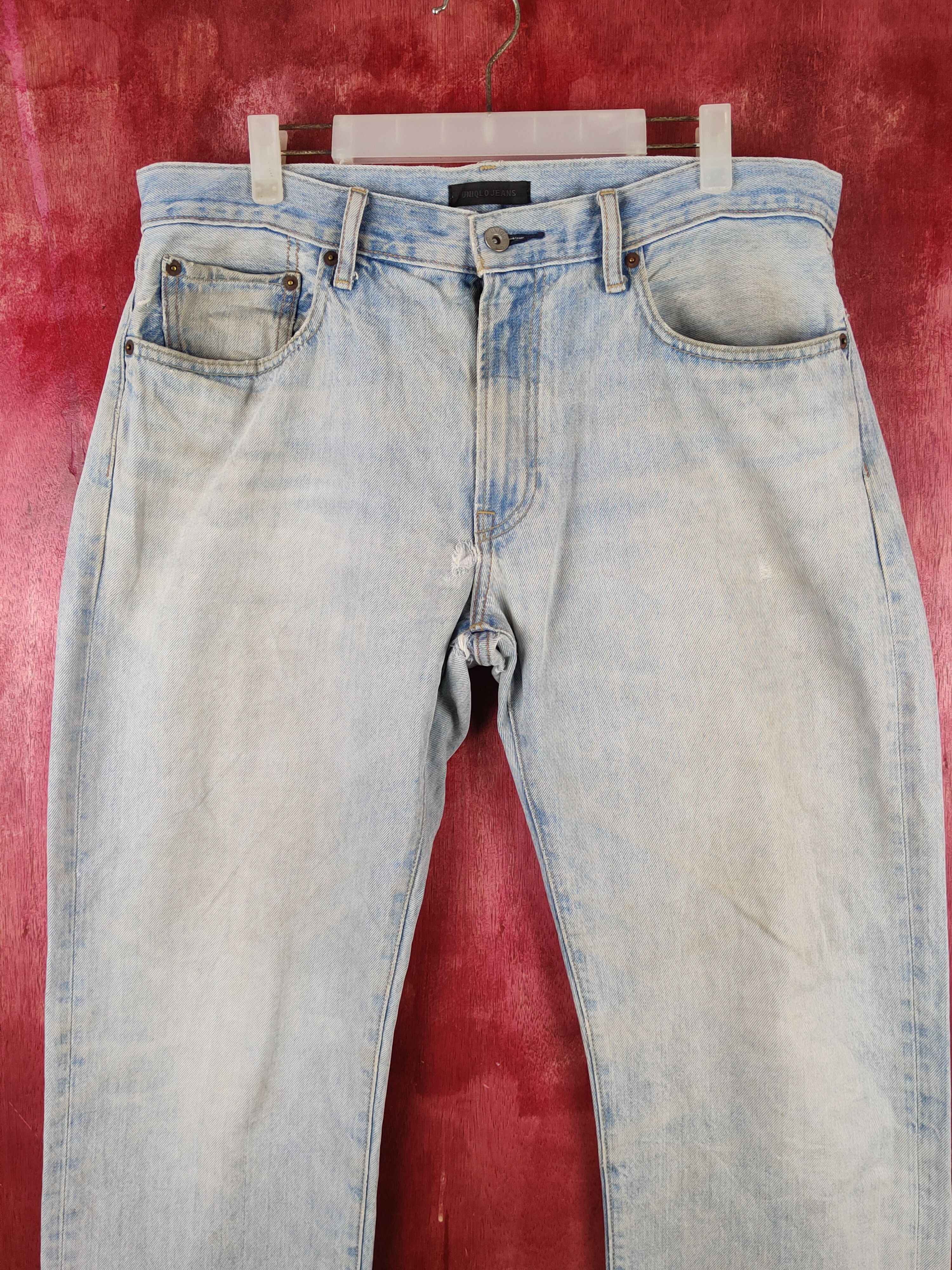 Japanese Brand Uniqlo Blue Faded Distressed Ripped Jeans #S2140 Size US 34 / EU 50 - 2 Thumbnail