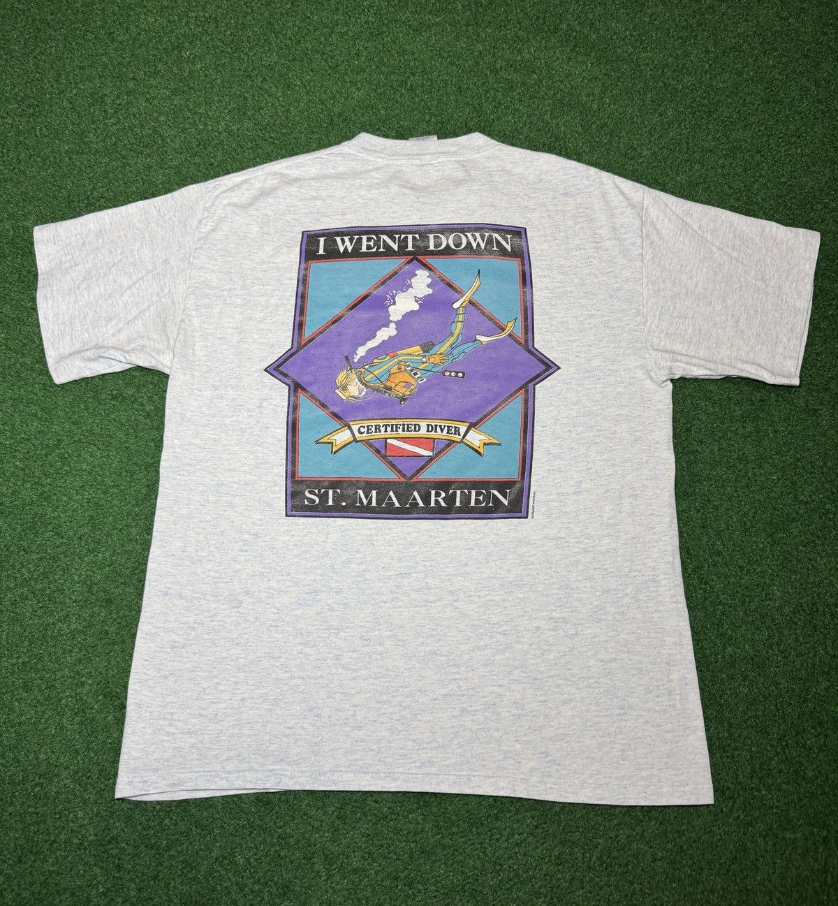 Vintage St Maarten Vintage Diving Scuba Island 90s Large T Shirt Size US L / EU 52-54 / 3 - 1 Thumbnail