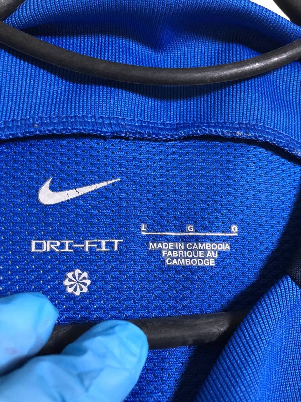 Nike PORTSMOUTH 2018 2020 TRAINING FOOTBALL SHIRT SOCCER Size US L / EU 52-54 / 3 - 8 Thumbnail