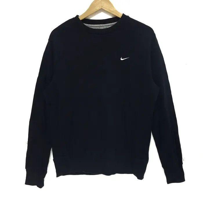 Nike Vtg NIKE Sportswear Swoosh Logo Sweatshirt Sweater Size US XL / EU 56 / 4 - 1 Thumbnail