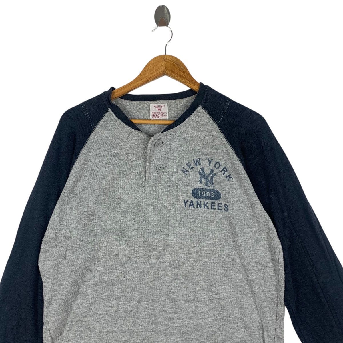 Uniqlo MLB x UNIQLO YANKEES New York Baseball Tee Shirt Top Size M / US 6-8 / IT 42-44 - 2 Thumbnail