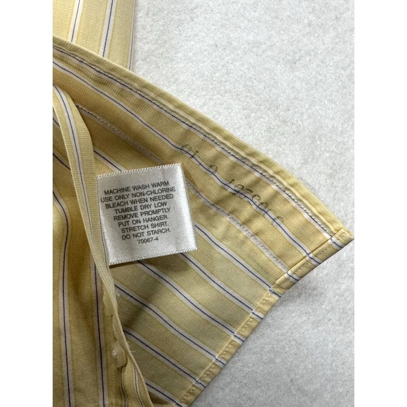 Stafford Stafford Dress Shirt Yellow 15.5 32/33 Non-Iron Button-Down French Cuff Regular Mens Shirt Size 42R - 7 Thumbnail