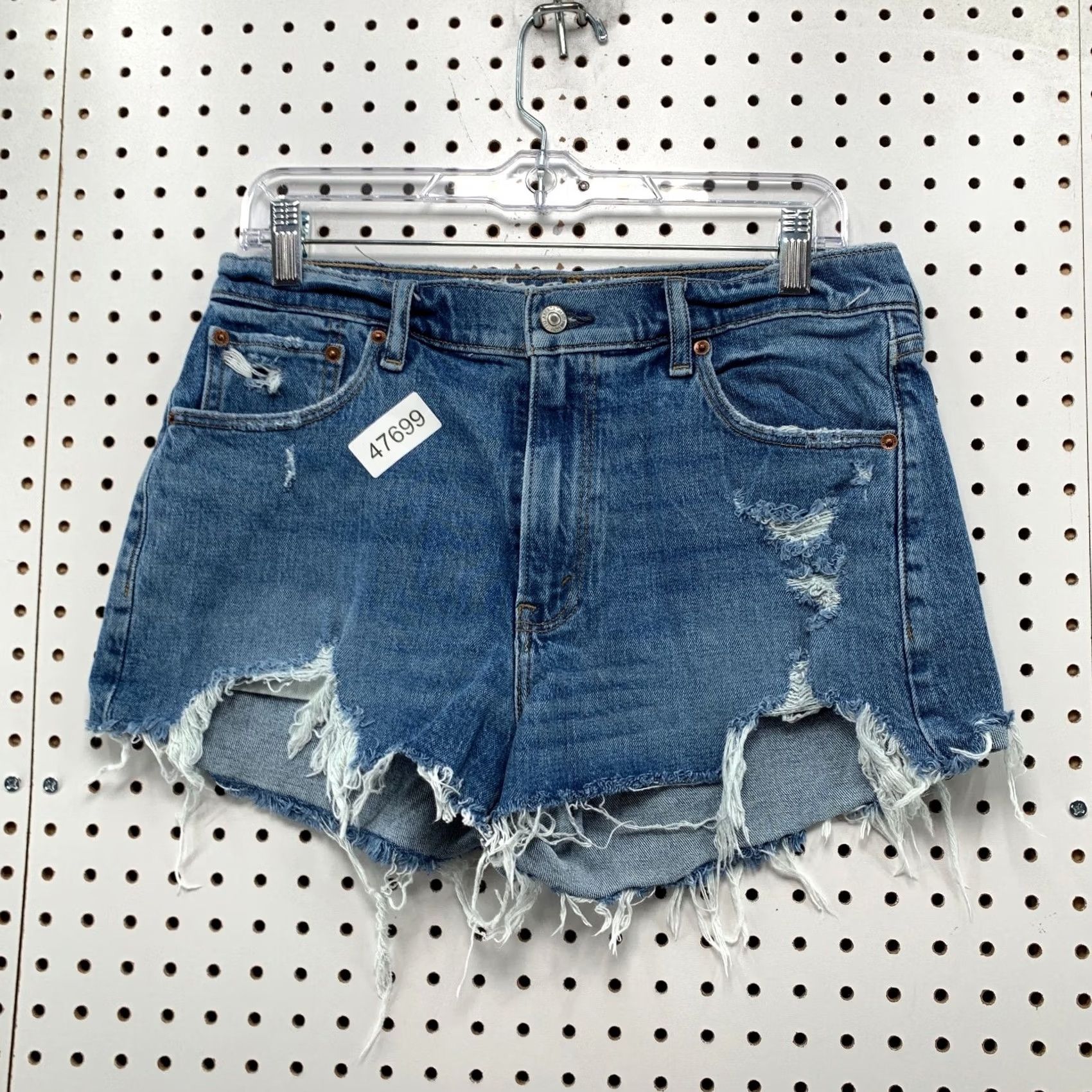 Abercrombie & Fitch Abercrombie & Fitch Denim Shorts Womens 31x2 Blue Mom Short Mid Rise DIstress 8 XS? Size 30" / US 8 / IT 44 - 2 Thumbnail