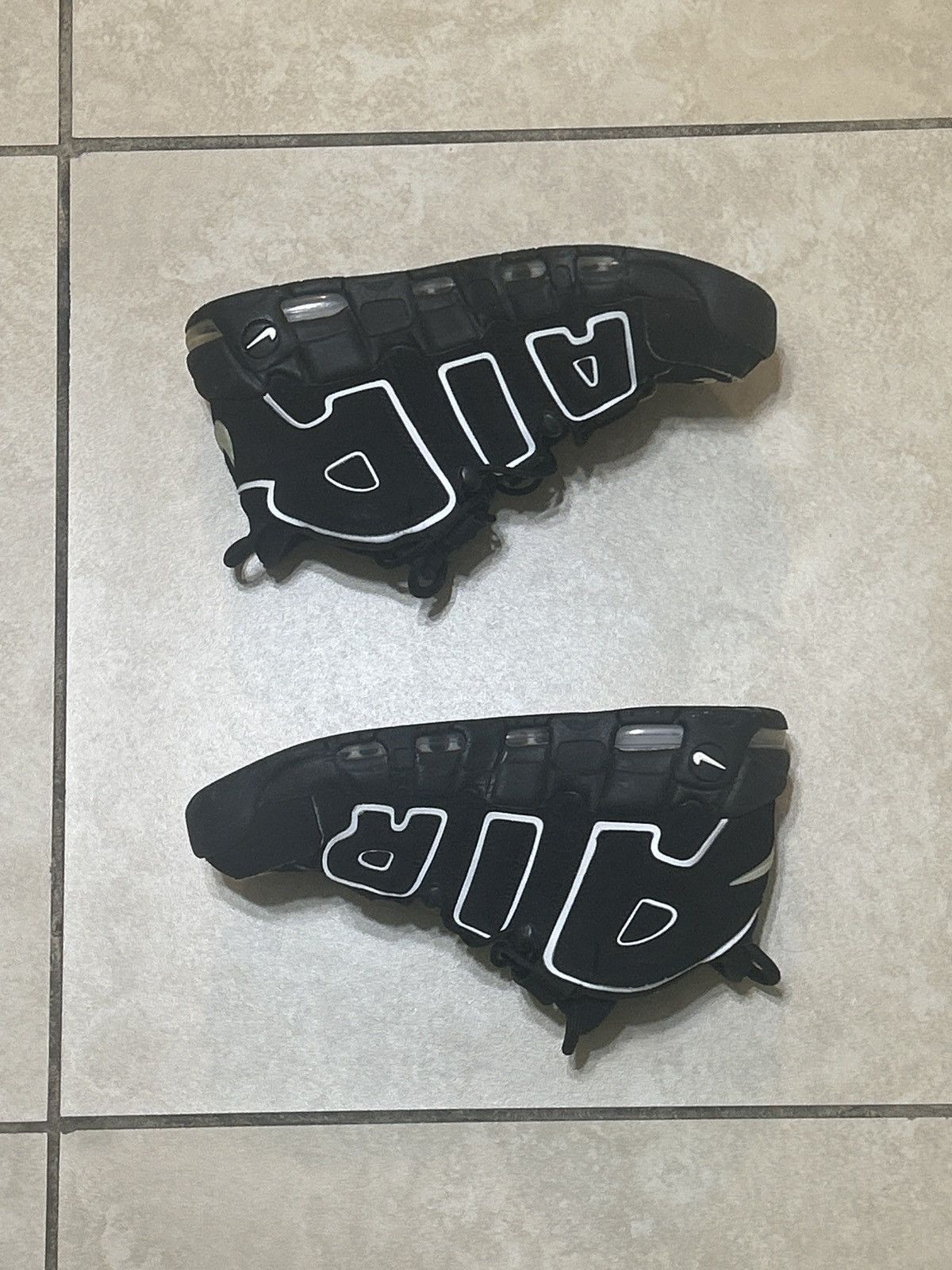 Nike Nike Air More Uptempo Black White Size US 9 / EU 42 - 1 Thumbnail