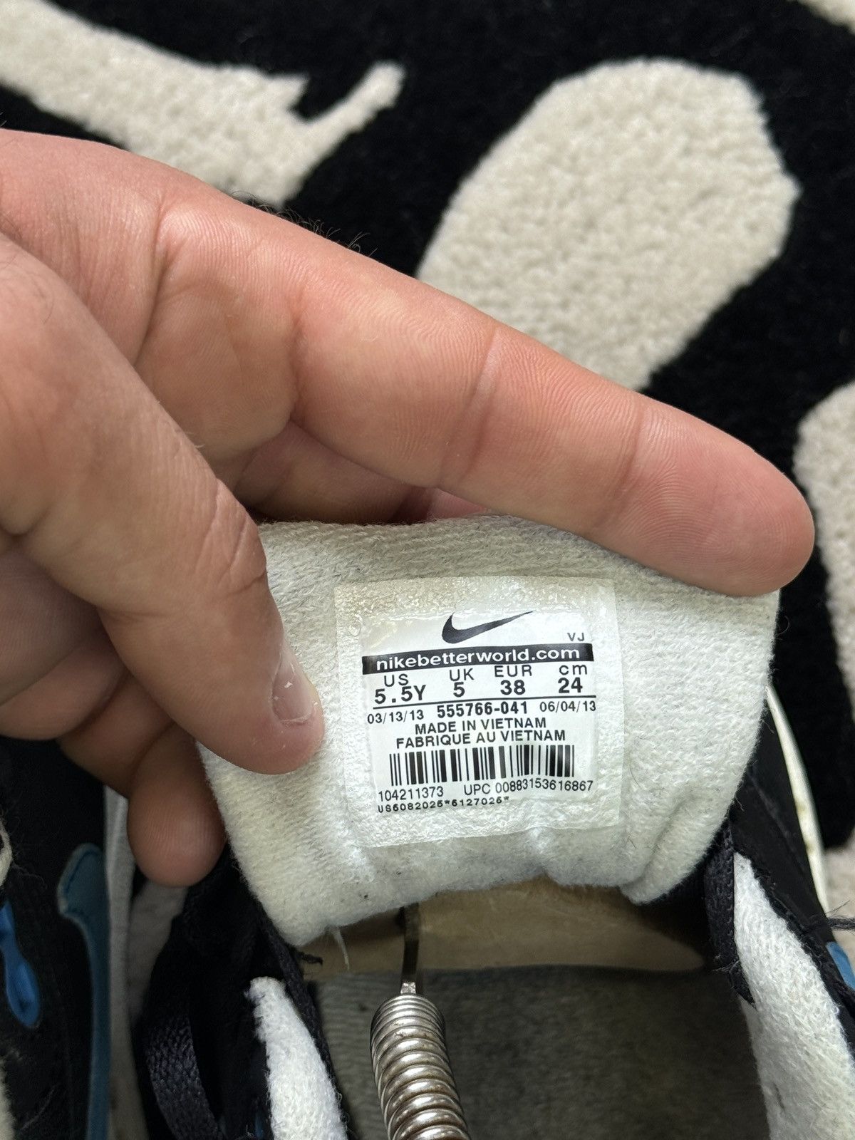 Nike Women’s Vintage Nike air max 1 low top sneakers size 38 Size US 5.5 / IT 35.5 - 16 Thumbnail