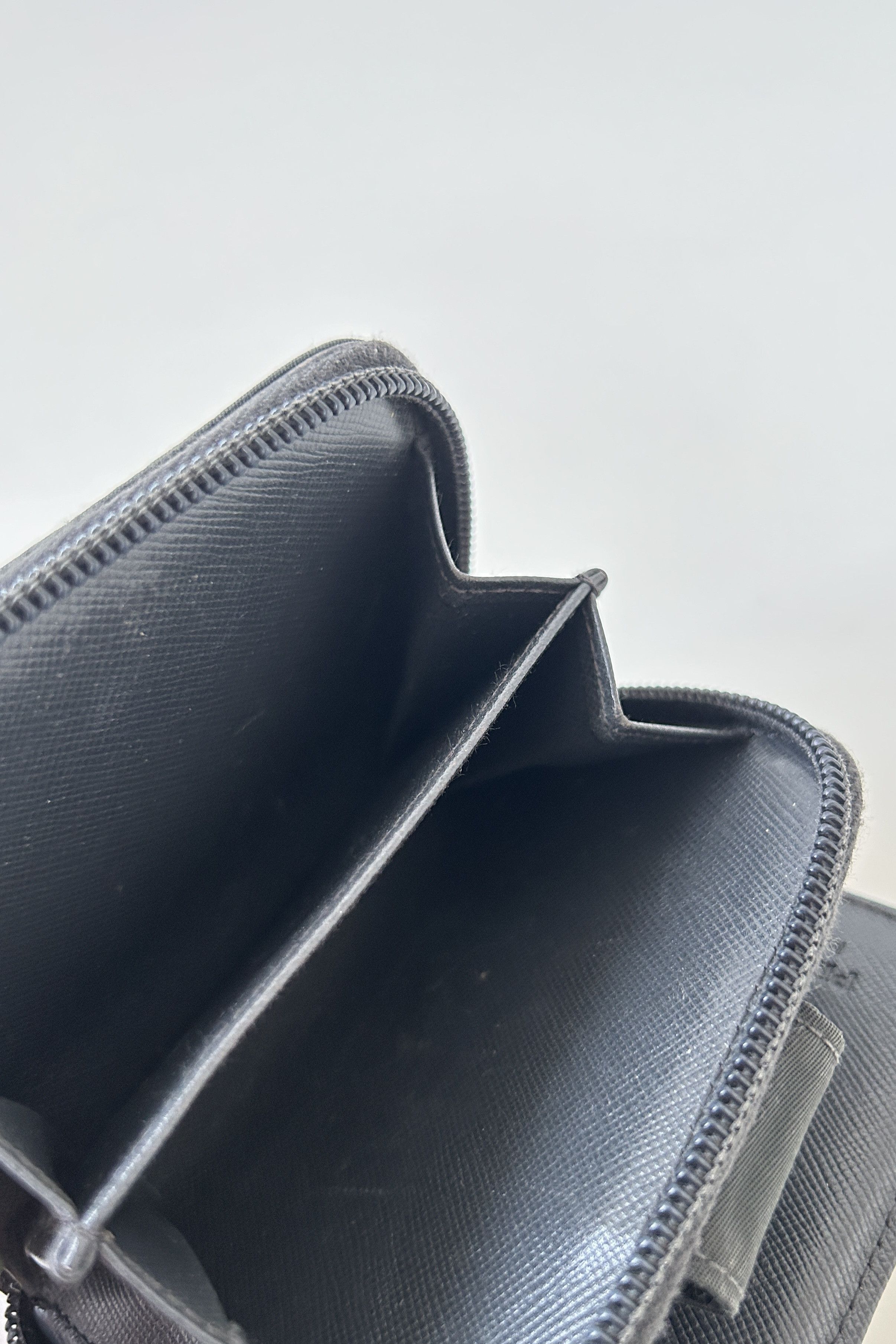 Prada Prada nylon saffiano leather triangle logo zip wallet Size ONE SIZE - 13 Thumbnail