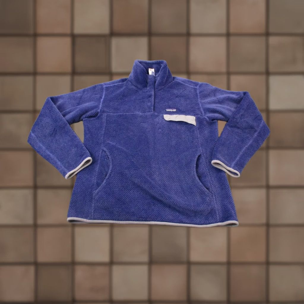 Patagonia Patagonia Jacket Women L Purple Fleece Outdoor Windproof Lightweight Pockets Logo Better Sweater 90s Style Mens Womens Size L / US 10 / IT 46 - 1 Thumbnail