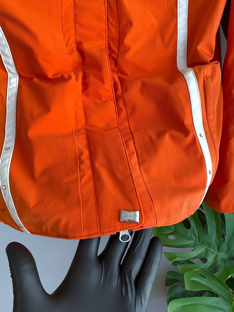 Descente Descente Women's Orange Ski Jacket, Size M Size M / US 6-8 / IT 42-44 - 8 Thumbnail