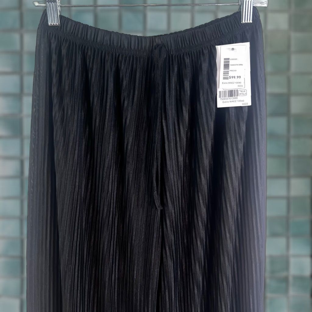 Vintage Extra Belleza Black Stretch Pull-On Cropped Wide-Leg Pants Women's 26x26 Regular Adult Size M/L Geometric 80s Beach Tropical Fall Spring Summer Size 36" / US 14 / IT 50 - 1 Thumbnail