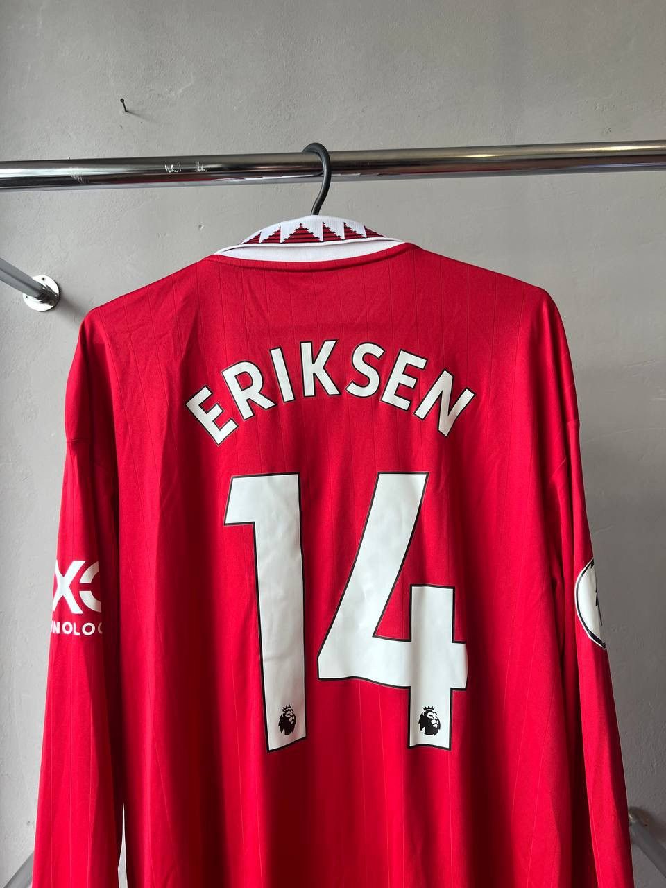 Adidas 2022/23 MANCHESTER UNITED #14 ERIKSEN HOME SOCCER JERSEY L Size US L / EU 52-54 / 3 - 13 Thumbnail