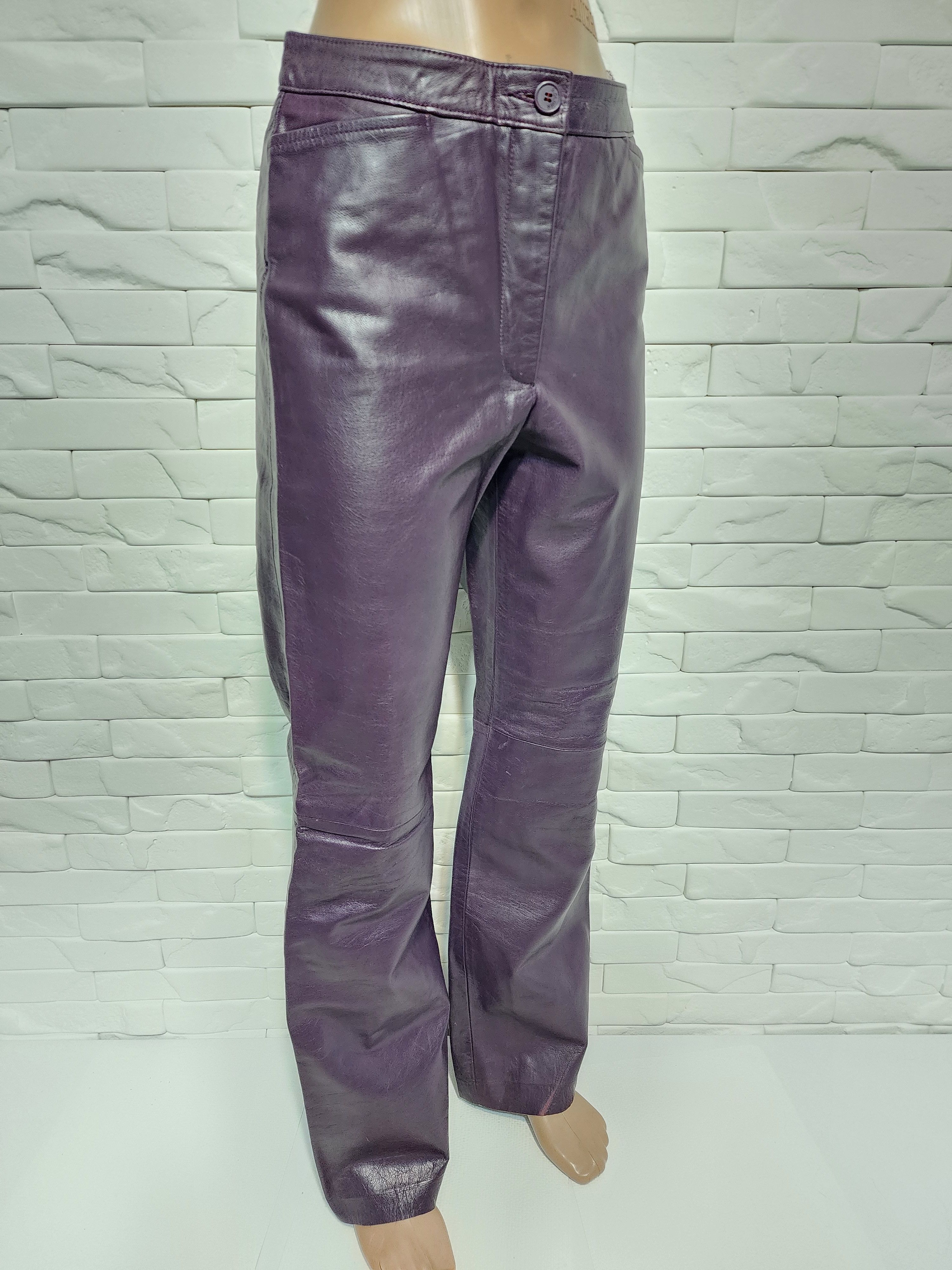 Genuine Leather Women's purple leather pants. Size 28" / US 6 / IT 42 - 1 Thumbnail