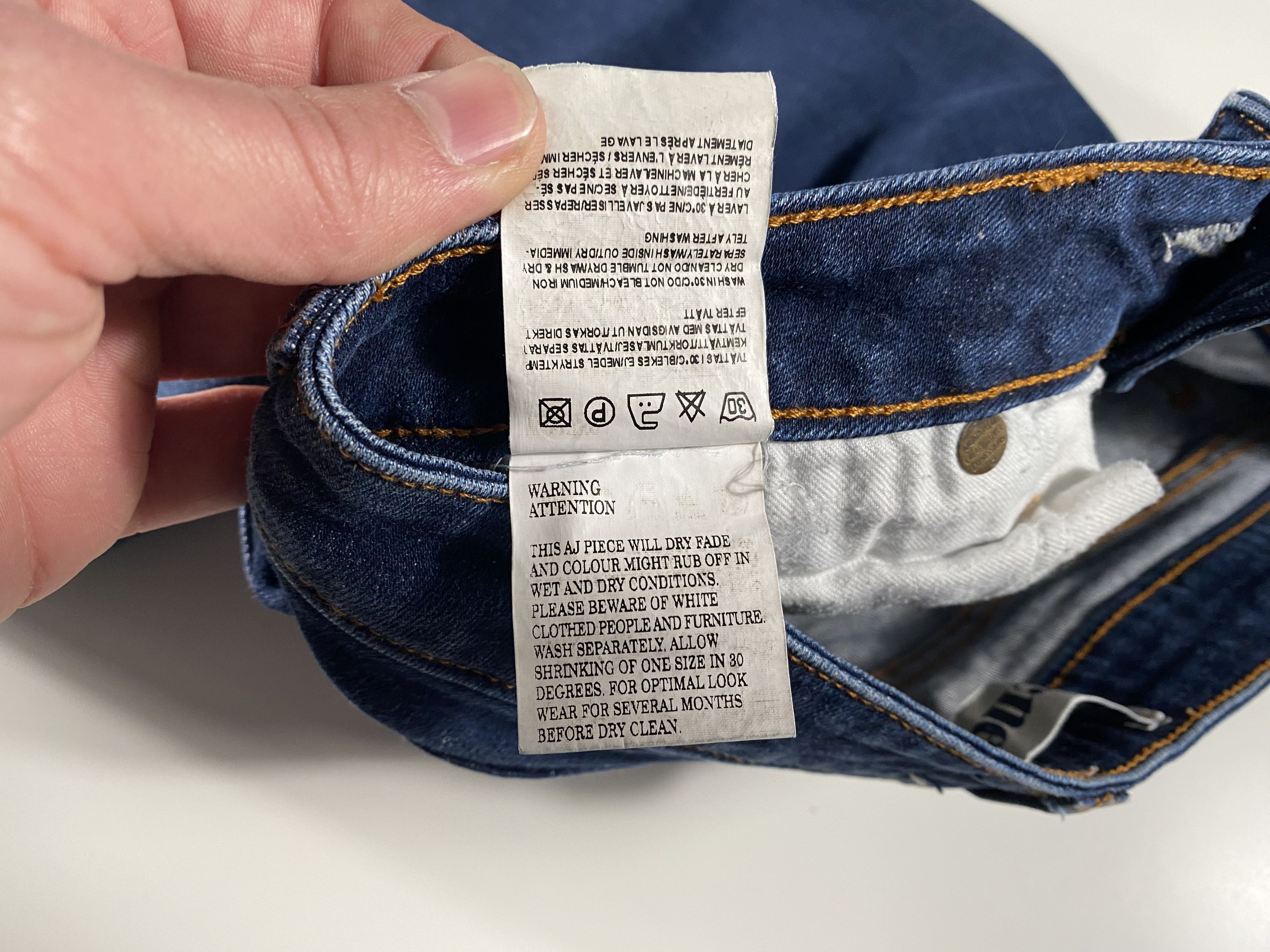 Acne Studios Acne Studios Kex Soft Raw Low Rise Slim Fit Jeans 25x31 Size 25" / US 0 / IT 36 - 6 Thumbnail