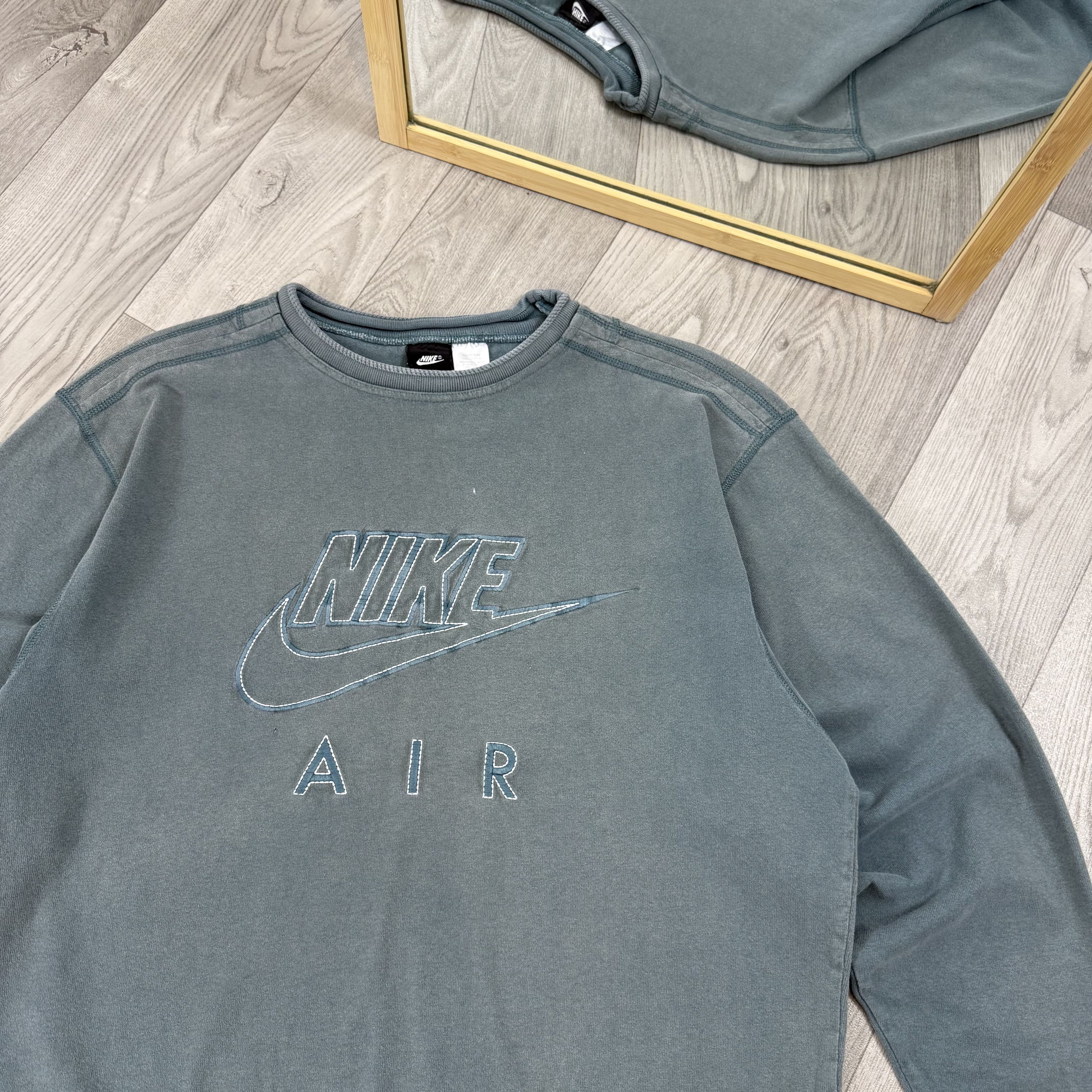 Nike Vintage Nike Air 90s Embroidered Crewneck Sweatshirt Size US M / EU 48-50 / 2 - 7 Thumbnail