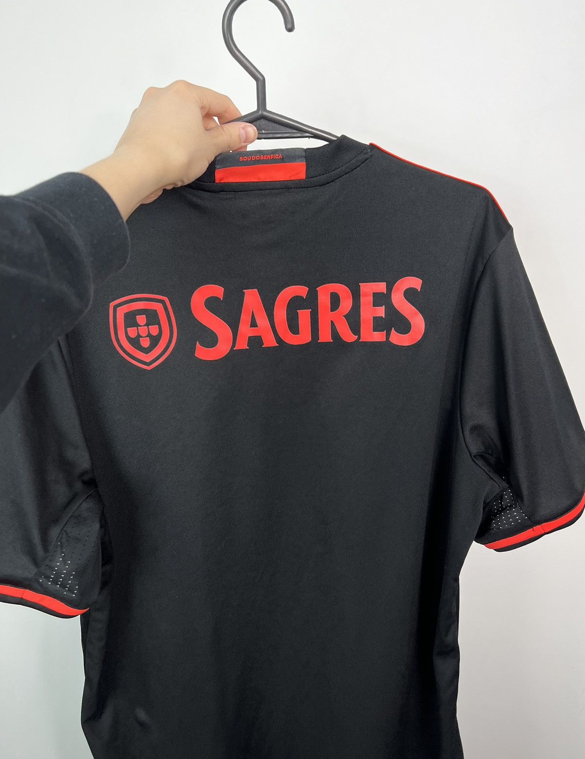Adidas Adidas Benfica 2016/2017 Away Soccer Jersey Football Size US M / EU 48-50 / 2 - 4 Thumbnail