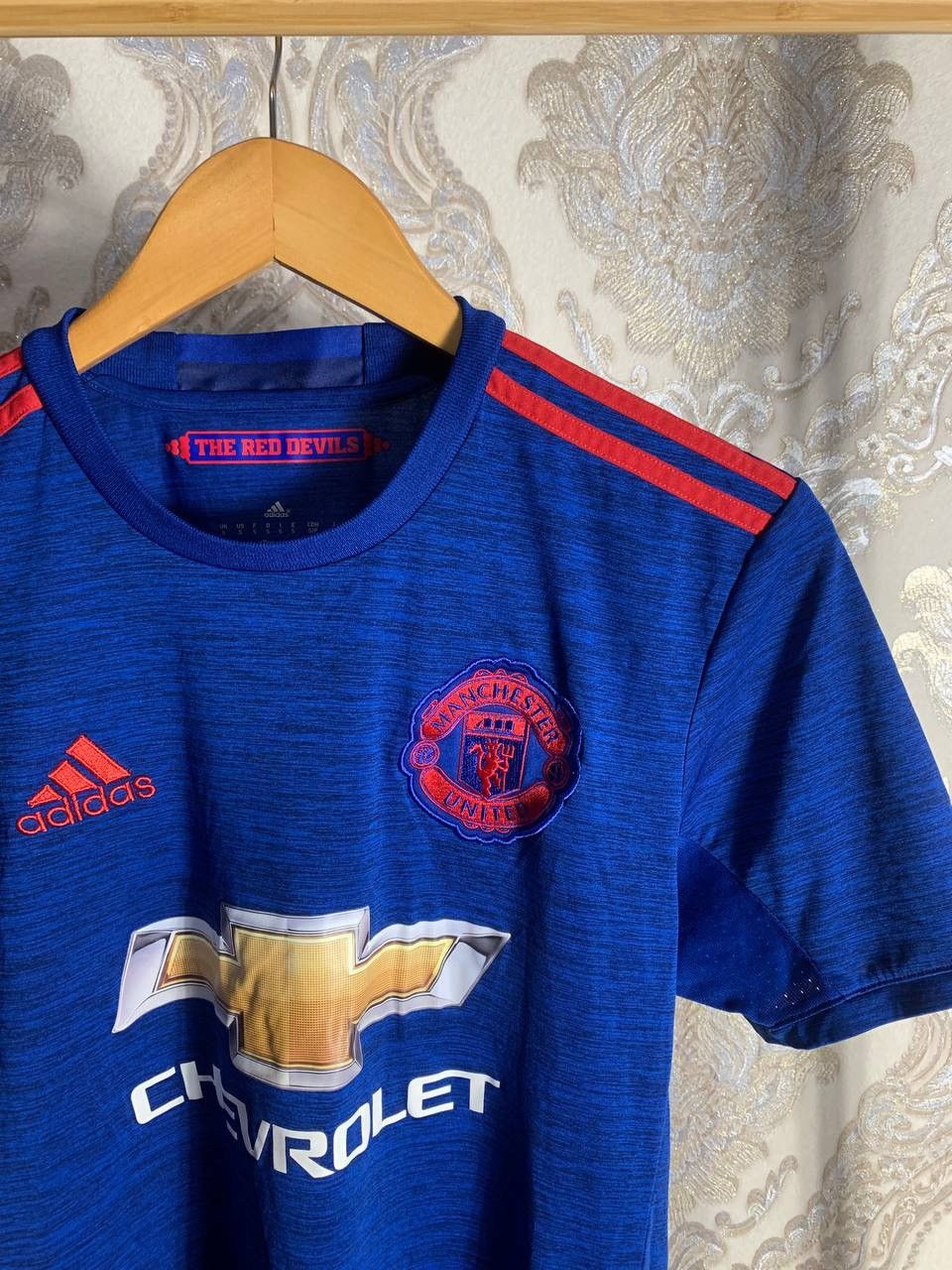 Adidas × Vintage ADIDAS MANCHESTER UNITED 2016/17 SOCCER JERSEY BLOKECORE Y2K Size US S / EU 44-46 / 1 - 3 Thumbnail