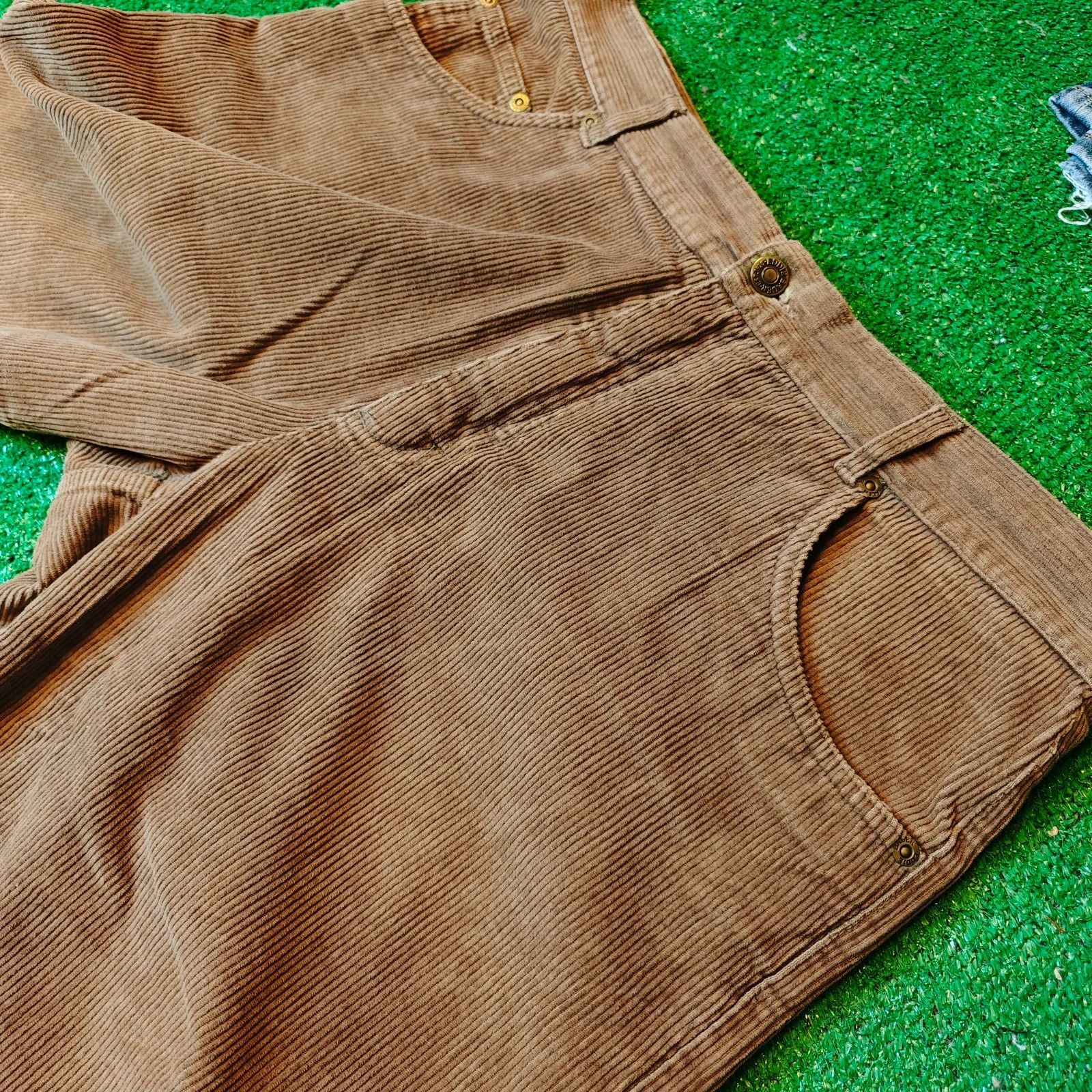 Eddie Bauer Eddie Bauer Corduroy Pants Mens 34x34 Straight Zip fly Size US 34 / EU 50 - 8 Thumbnail