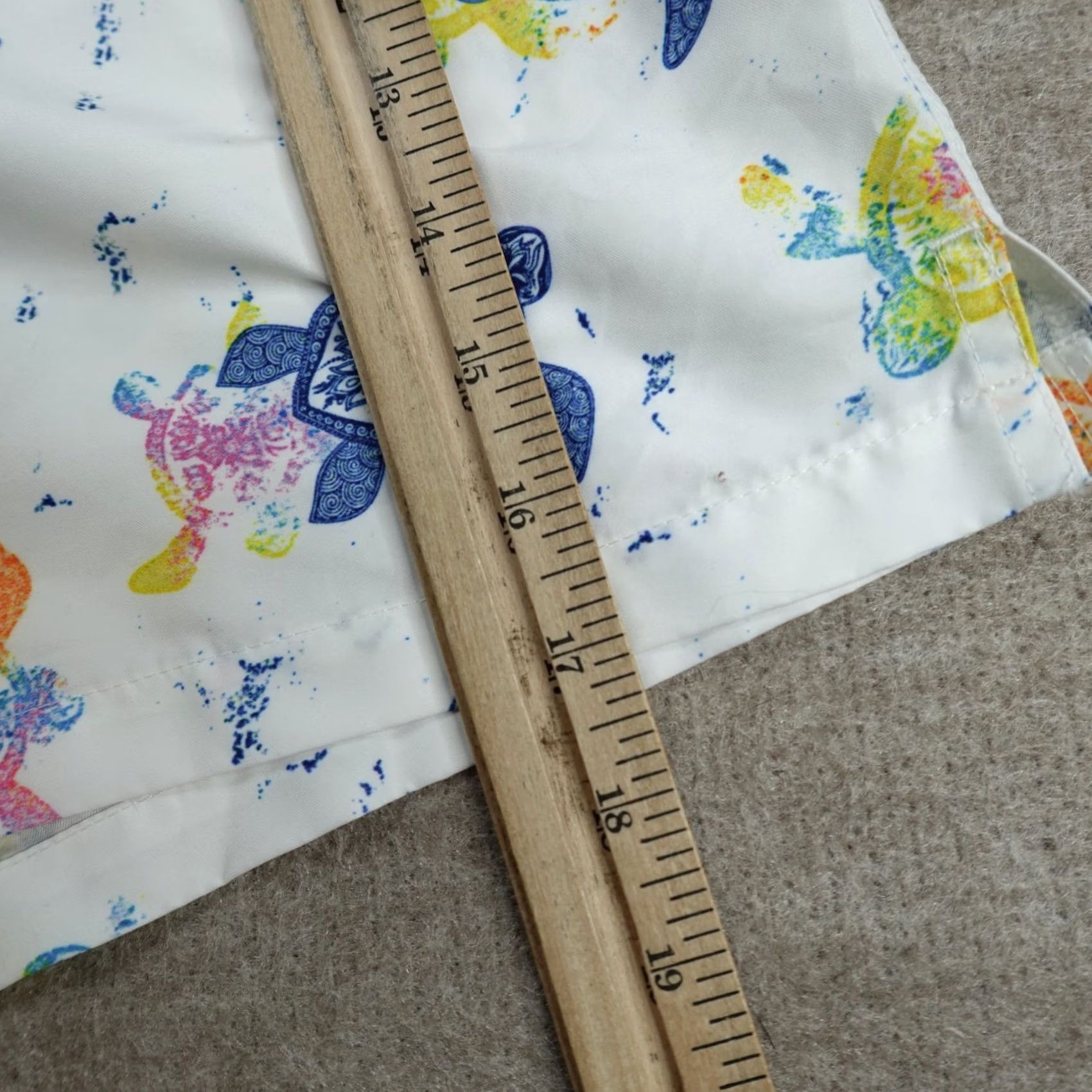 Swims VINTAGE Michael's Mens Swim Shorts Large White Turtles All Over Print Drawstring NEW Size US 33 - 6 Thumbnail
