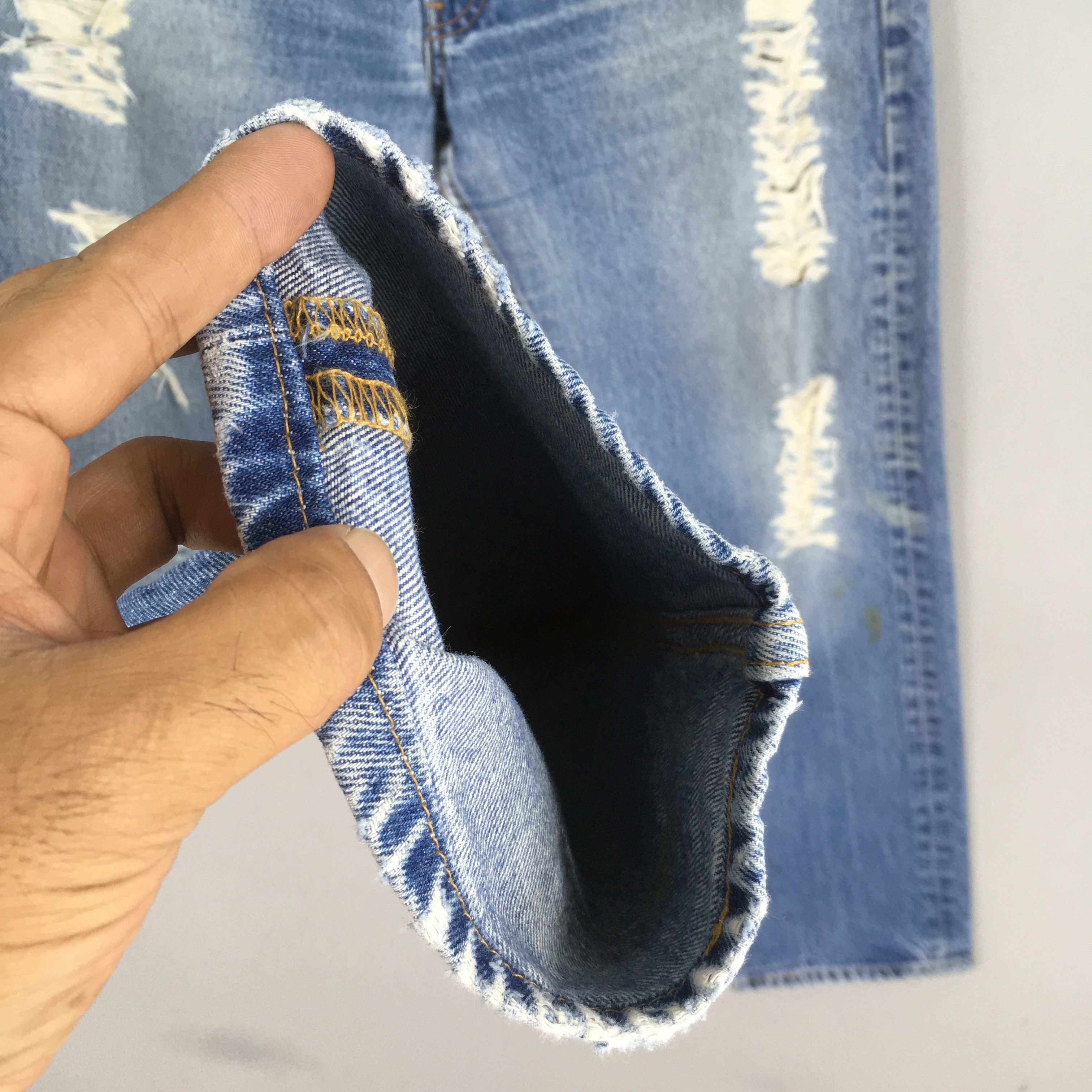 Levi's Size 33x29 Vintage 90s Levi's 501 Distressed Jeans S1351 Size US 33 - 4 Thumbnail