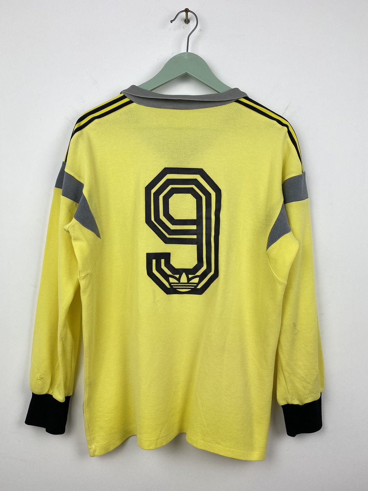 Adidas Vintage Adidas Winterthur 1980s #9 Ventex Soccer Jersey Size US L / EU 52-54 / 3 - 1 Thumbnail