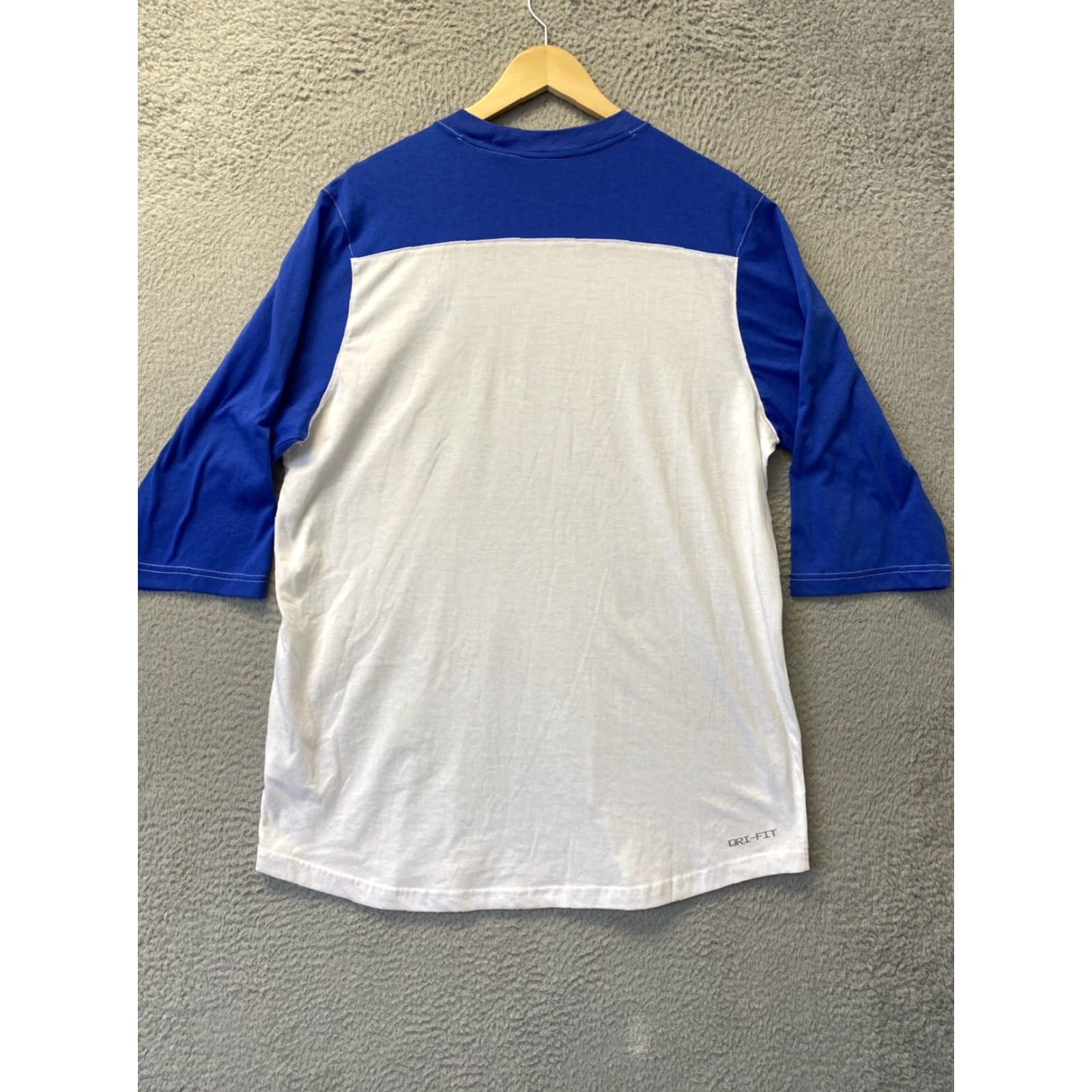 Nike Nike Shirt Mens L White Blue Baseball 3/4 Sleeve Essentials Dri-Fit 94-70 Size US L / EU 52-54 / 3 - 5 Thumbnail