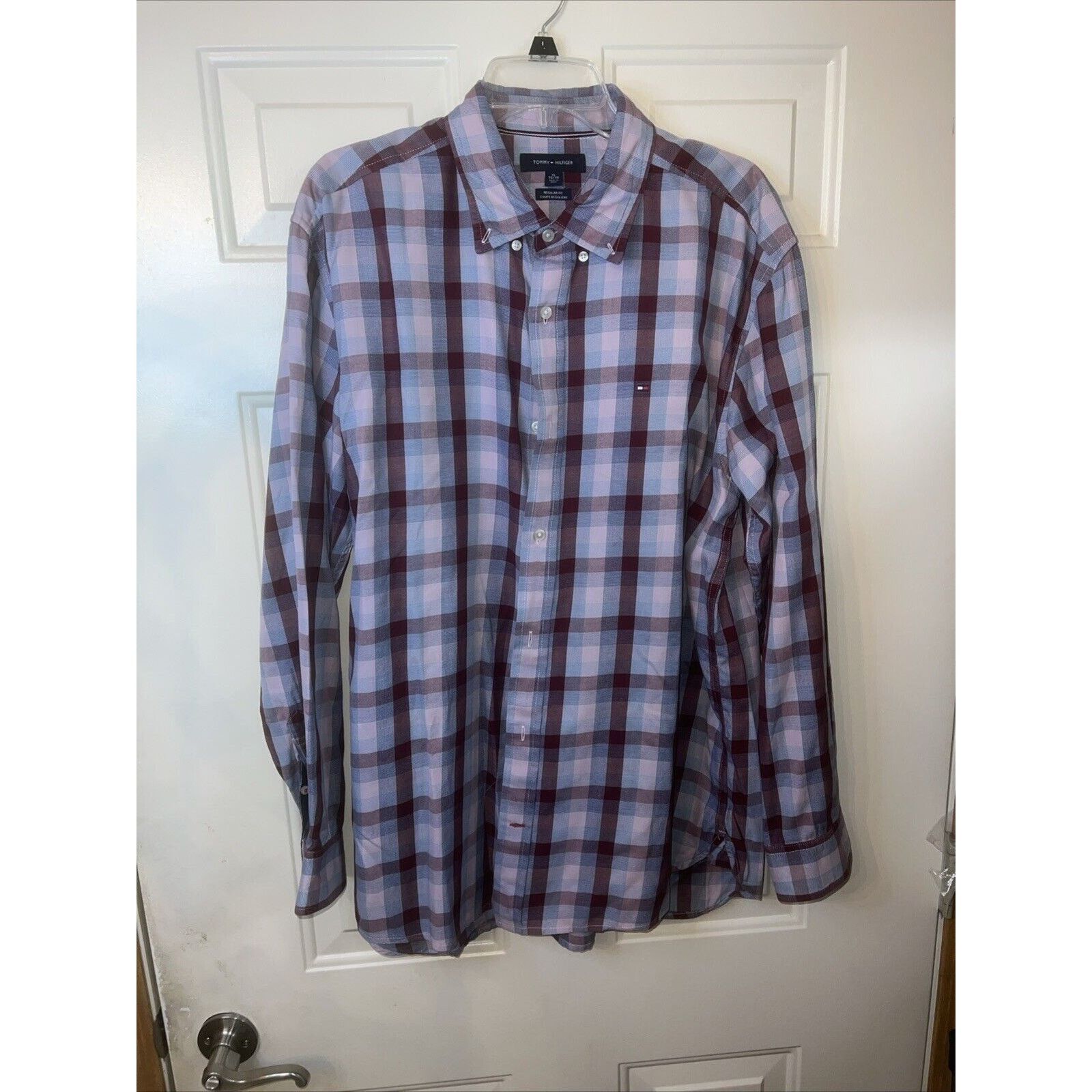 Tommy Hilfiger Tommy Hilfiger Mens Plaid Button Up Shirt Size XL Pink Blue Size US XL / EU 56 / 4 - 1 Thumbnail