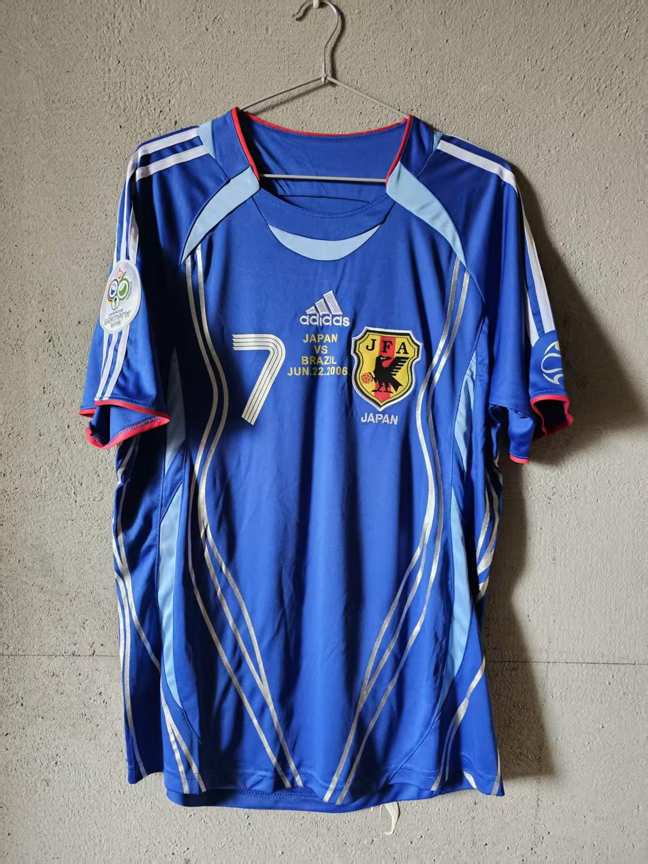 Other 2006 Japan #7 Nakata Hidetoshi Jersey Home Size US L / EU 52-54 / 3 - 2 Thumbnail