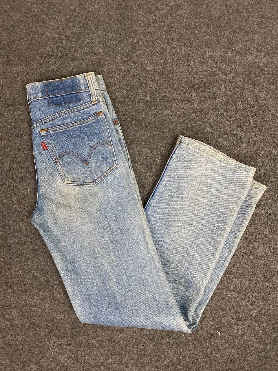 Levi's vintage levis lightwash denim nice design Size US 28 / EU 44 - 1 Thumbnail