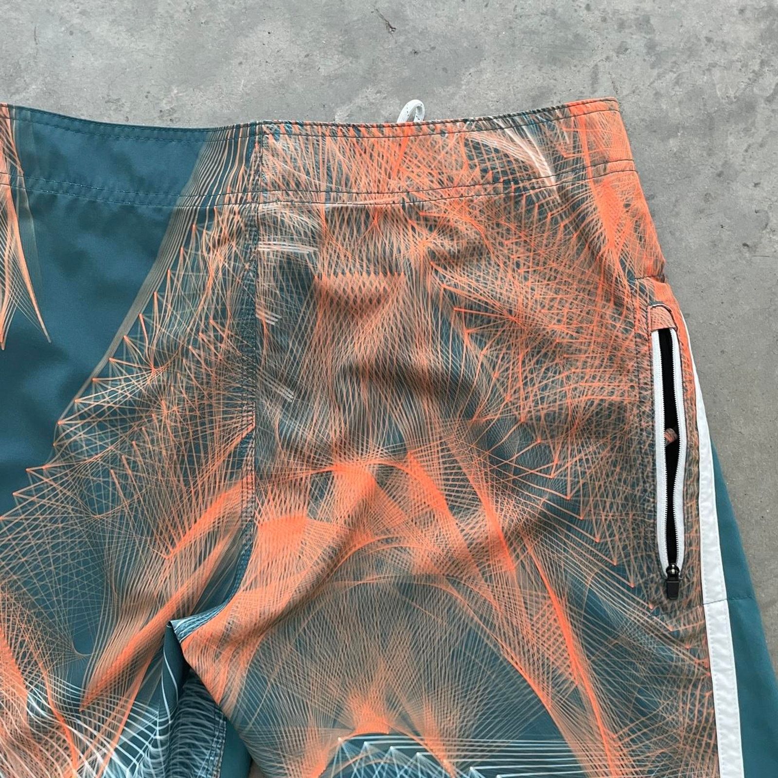 Oakley Oakley Teal and Orange Swim Trunks Size US 32 / EU 48 - 5 Thumbnail