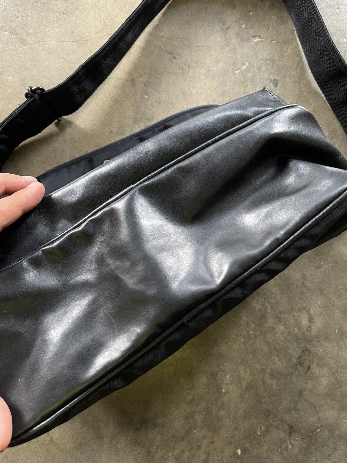 Japanese Brand × Yohji Yamamoto Yohji Yamamoto YSaccs Sling Bag Size ONE SIZE - 5 Thumbnail