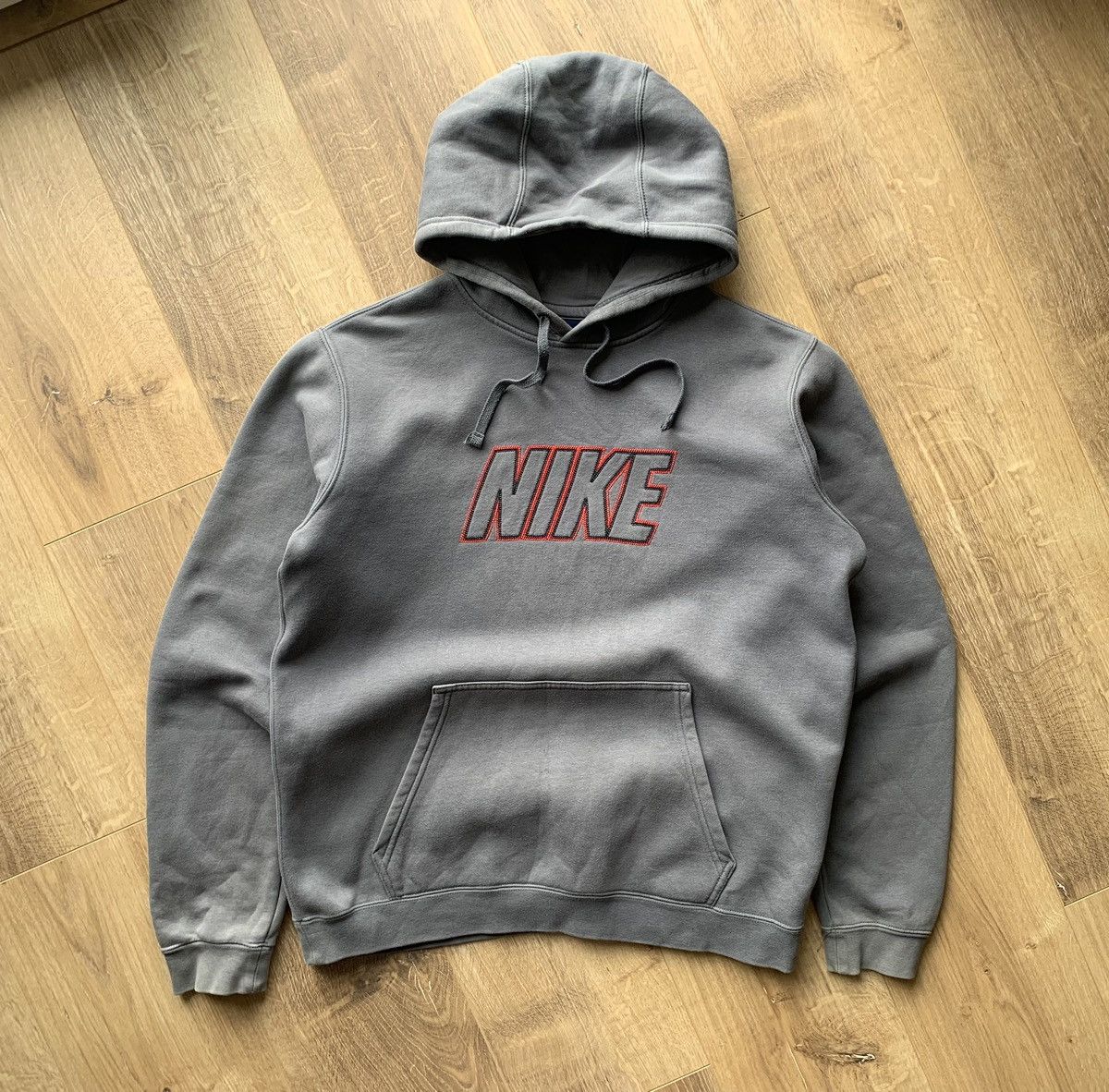 Nike Vintage Nike Big Logo Hoodie Size US M / EU 48-50 / 2 - 1 Thumbnail