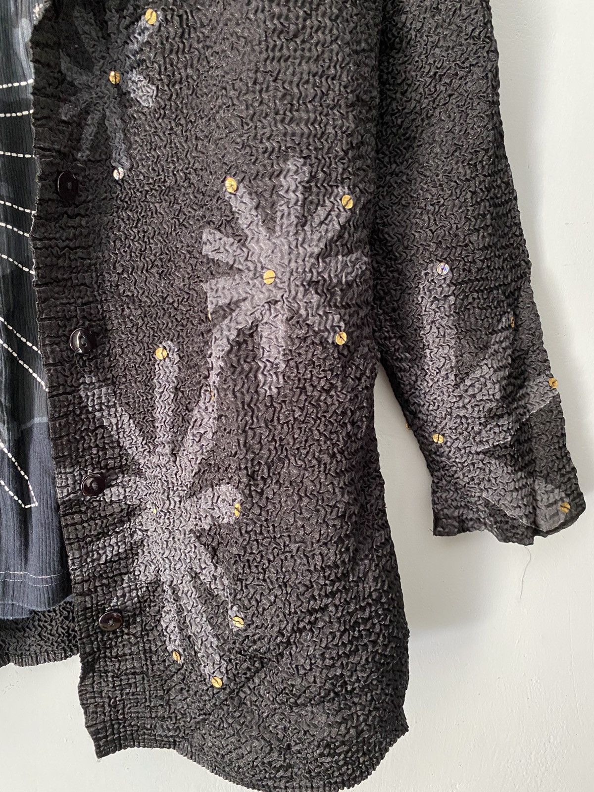Japanese Brand × Vintage Unknown Pleats button shirt like issey miyake style Size US M / EU 48-50 / 2 - 4 Thumbnail