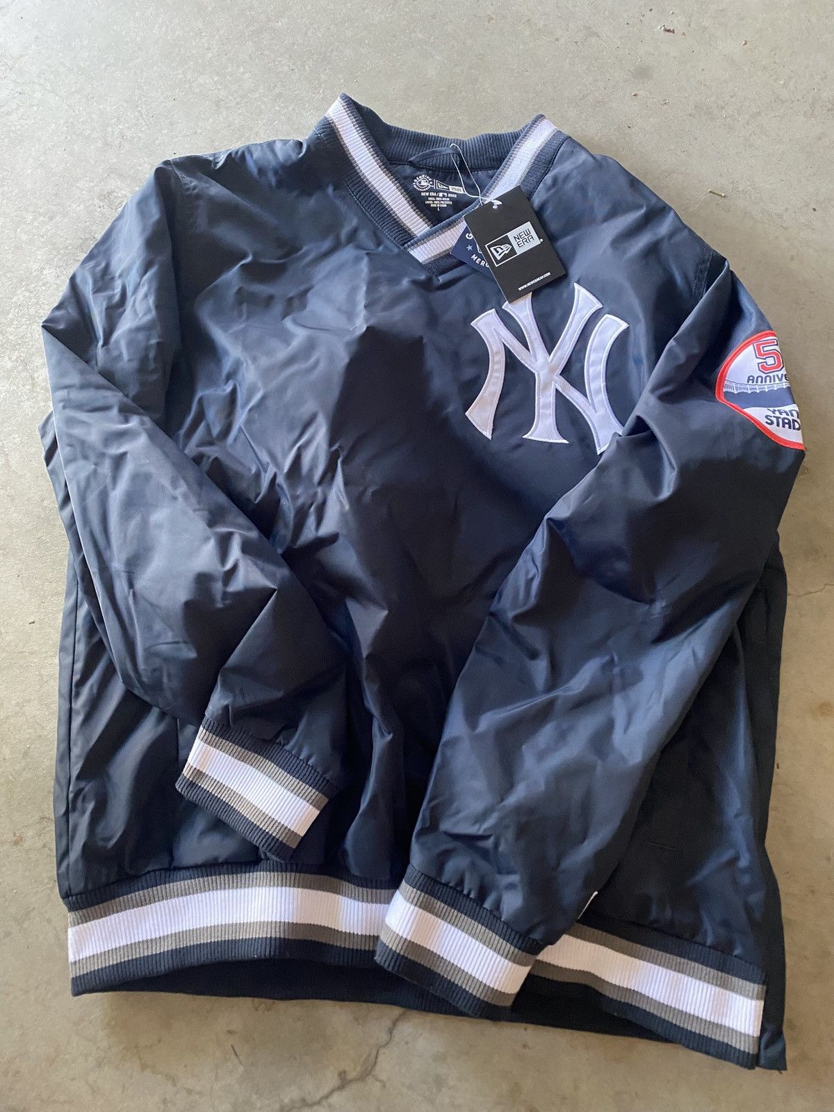 New York Yankees New York Yankees Sweater Pullover NEW Size US L / EU 52-54 / 3 - 1 Thumbnail