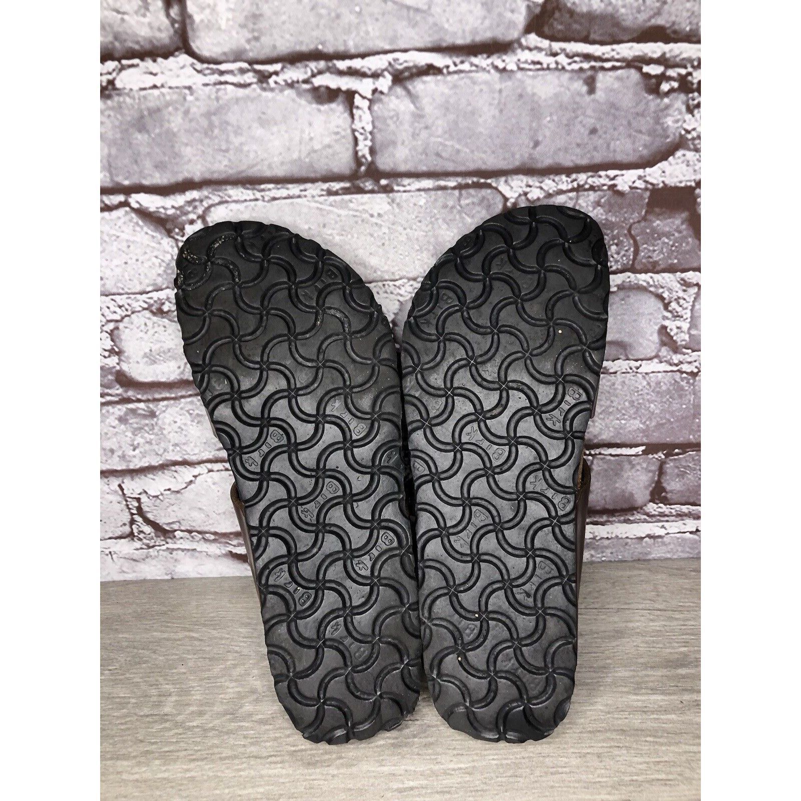 Birkenstock Birkenstock Birki's Freeport Brown Perforated Strap Sandals Size US 7 / IT 37 - 15 Thumbnail