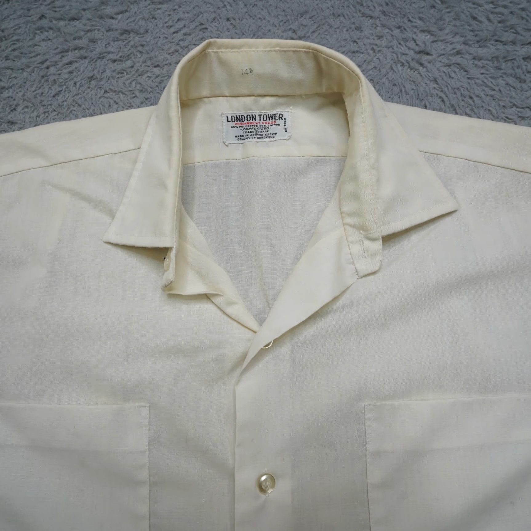 Vintage Vintage London Tower Shirt Mens M White 60s Button-Up Short Sleeve Casual Vintage 60s Mens White London Tower Shirt Size US M / EU 48-50 / 2 - 2 Thumbnail