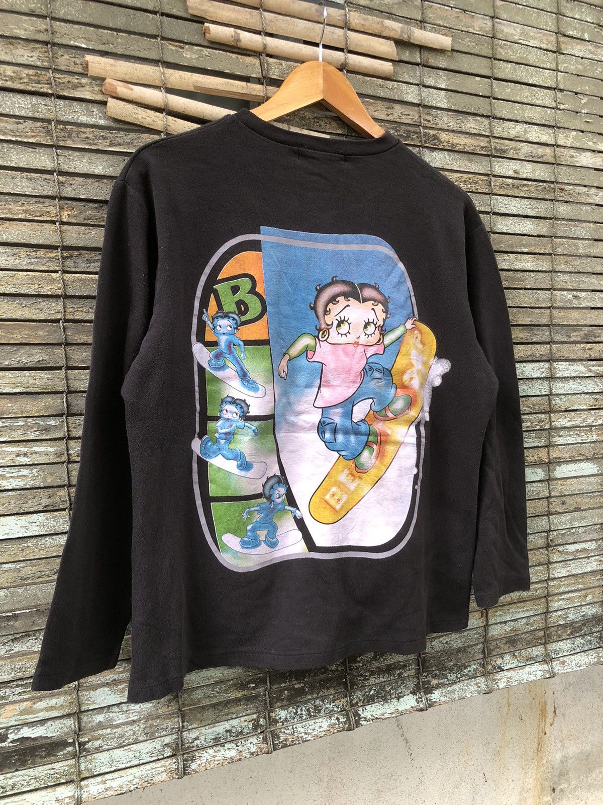Cartoon Network × Japanese Brand × Vintage Vintage Y2K Betty Boop Snowboard Backhit Tshirt Size US L / EU 52-54 / 3 - 3 Thumbnail